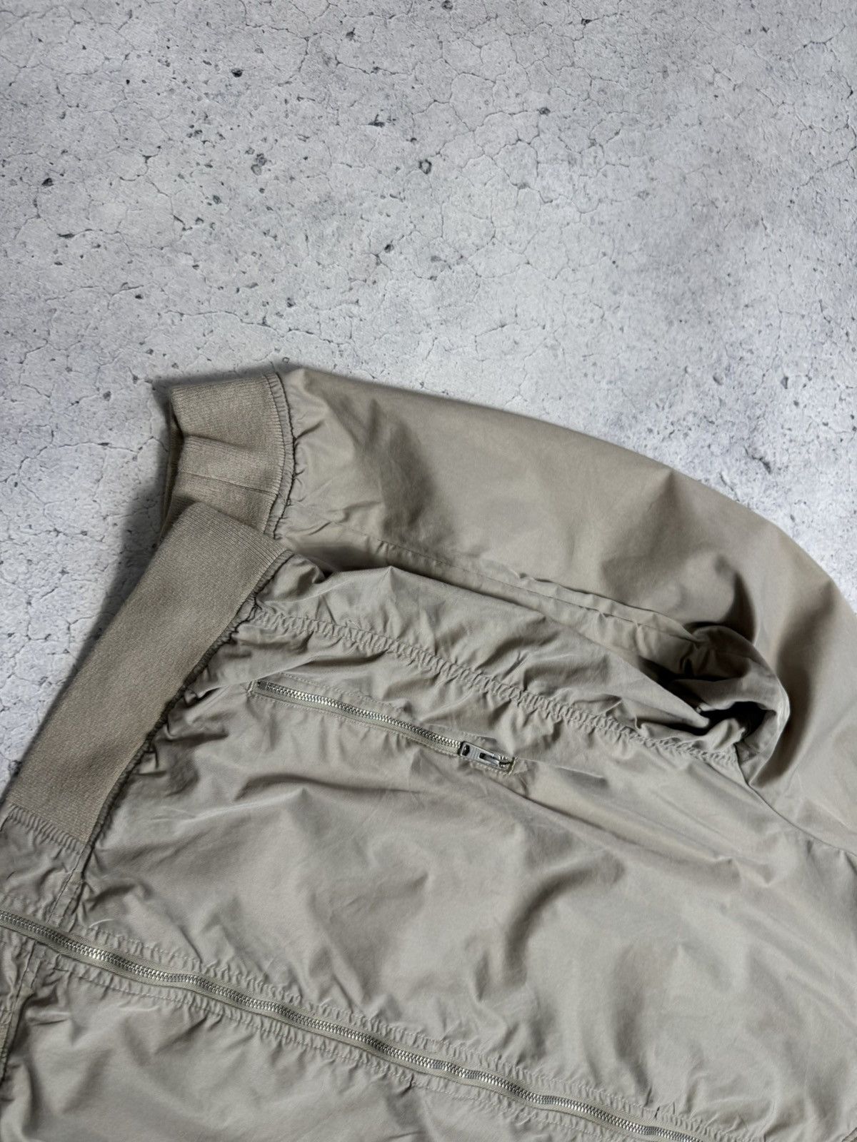 Allsaints Allsaints Nylon Bomber Jacket Full Zip Beige Size M Size US M / EU 48-50 / 2 - 3 Thumbnail