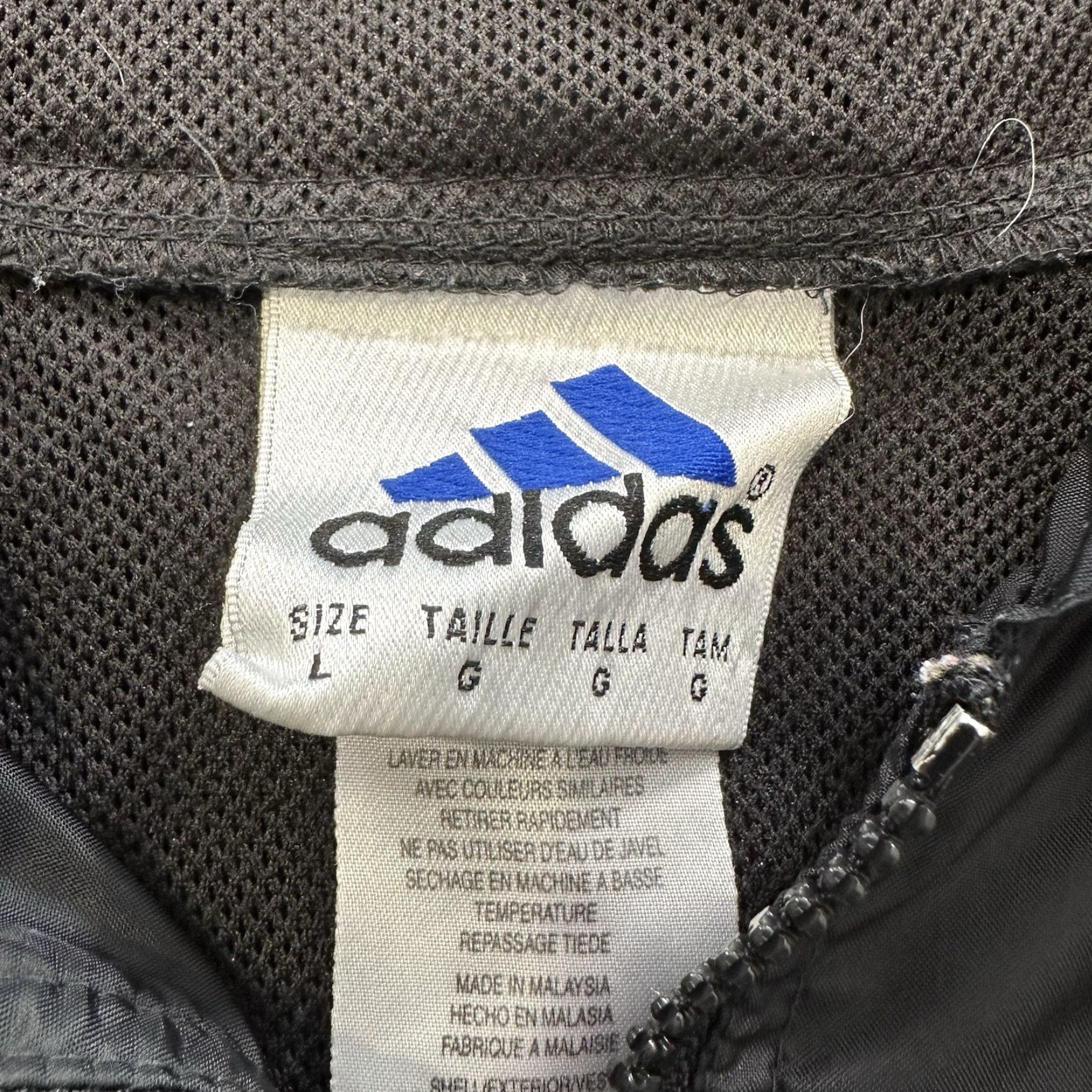 Adidas VINTAGE adidas Windbreaker Jacket Mens L Black Hooded Y2K 3 Stripes Full Zip Windbreaker Jacket Size US L / EU 52-54 / 3 - 3 Thumbnail