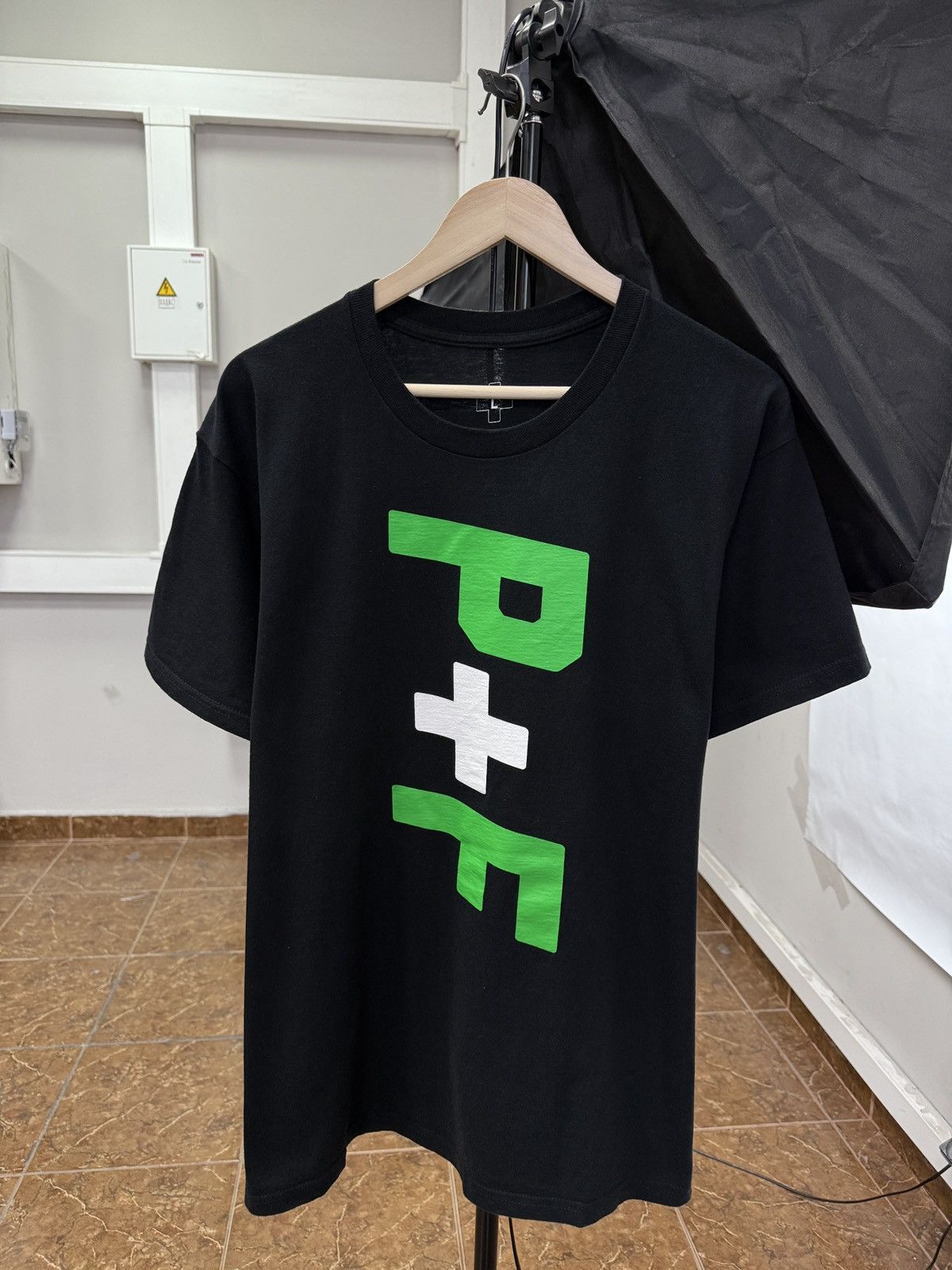 Places + Faces 🇺🇸 Y2K Places + Faces P+F T-Shirt Aesthetic Size US L / EU 52-54 / 3 - 1 Thumbnail