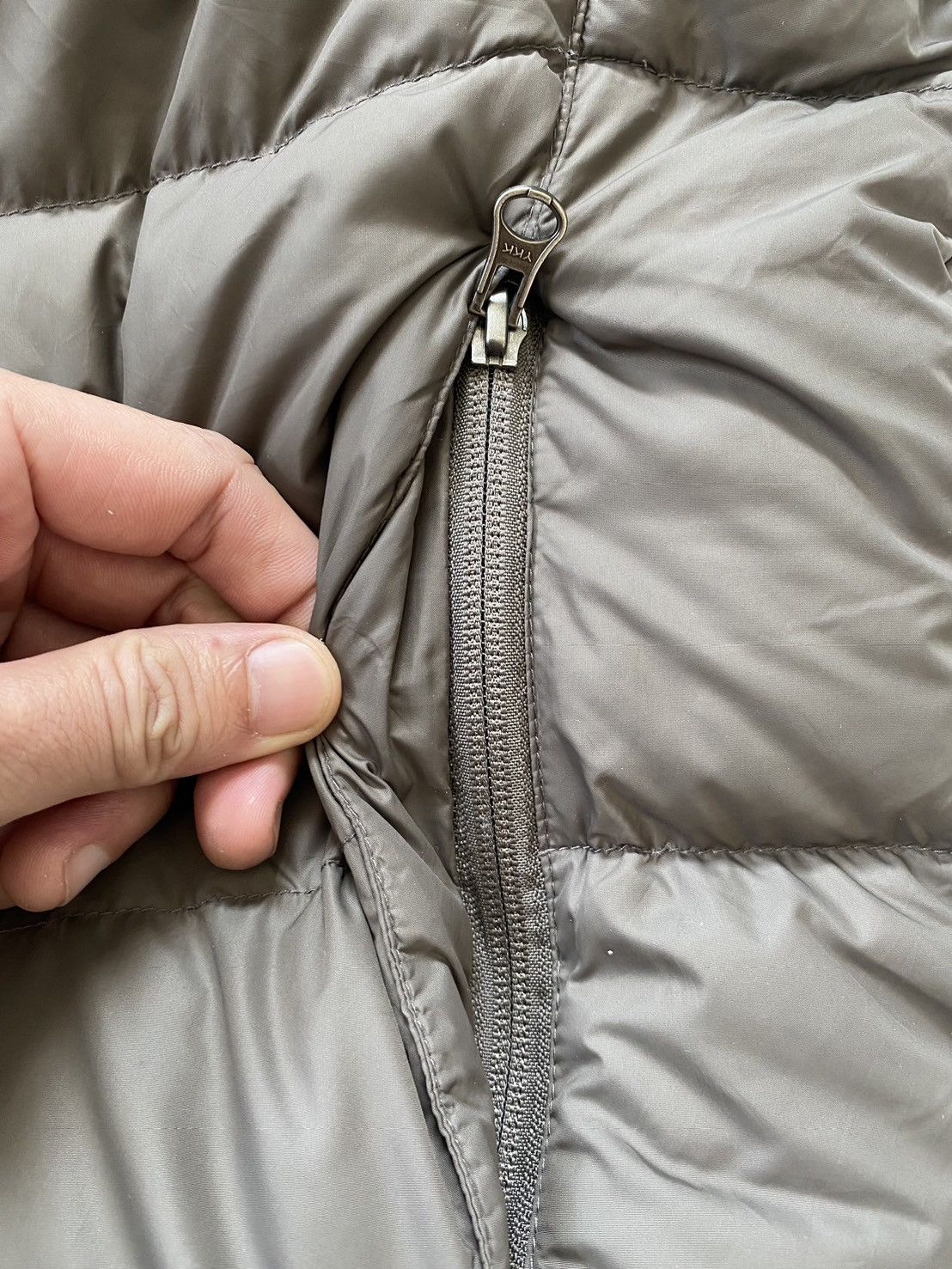 Eddie Bauer 00s eddie bauer "goose down" down vest 700 FILL POWER Size US XL / EU 56 / 4 - 5 Thumbnail
