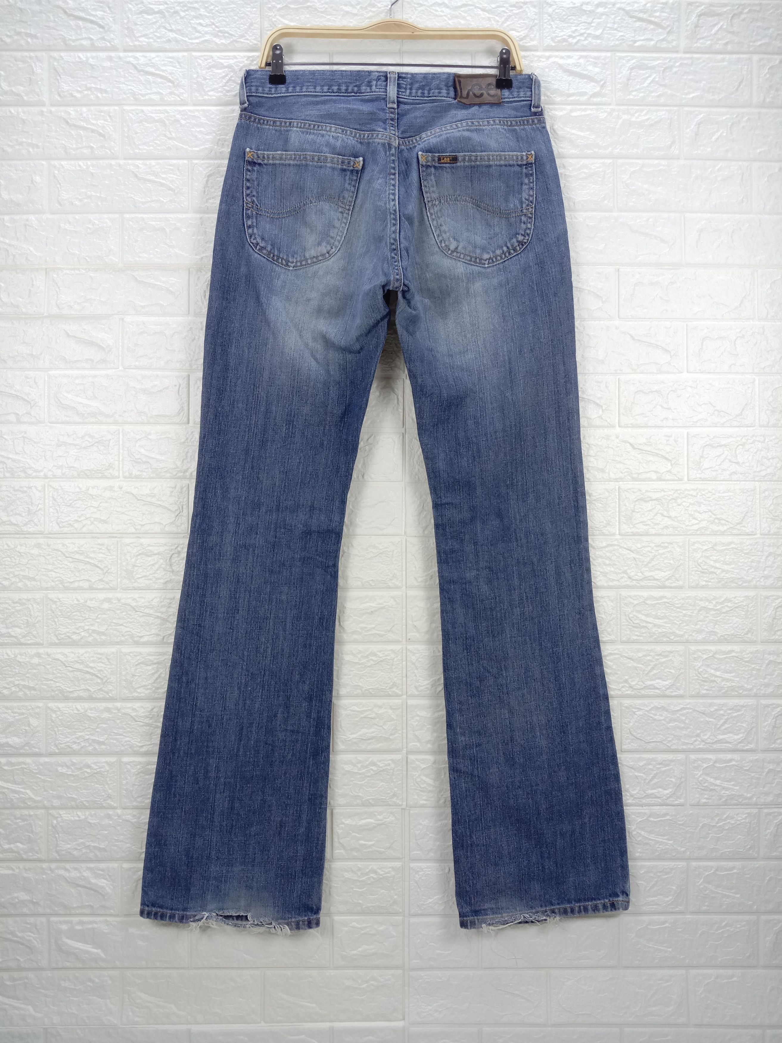 Lee Vintage Lee Faded Blue Flare Jeans Bell Bottom Ripped Denim Size US 32 / EU 48 - 5 Thumbnail