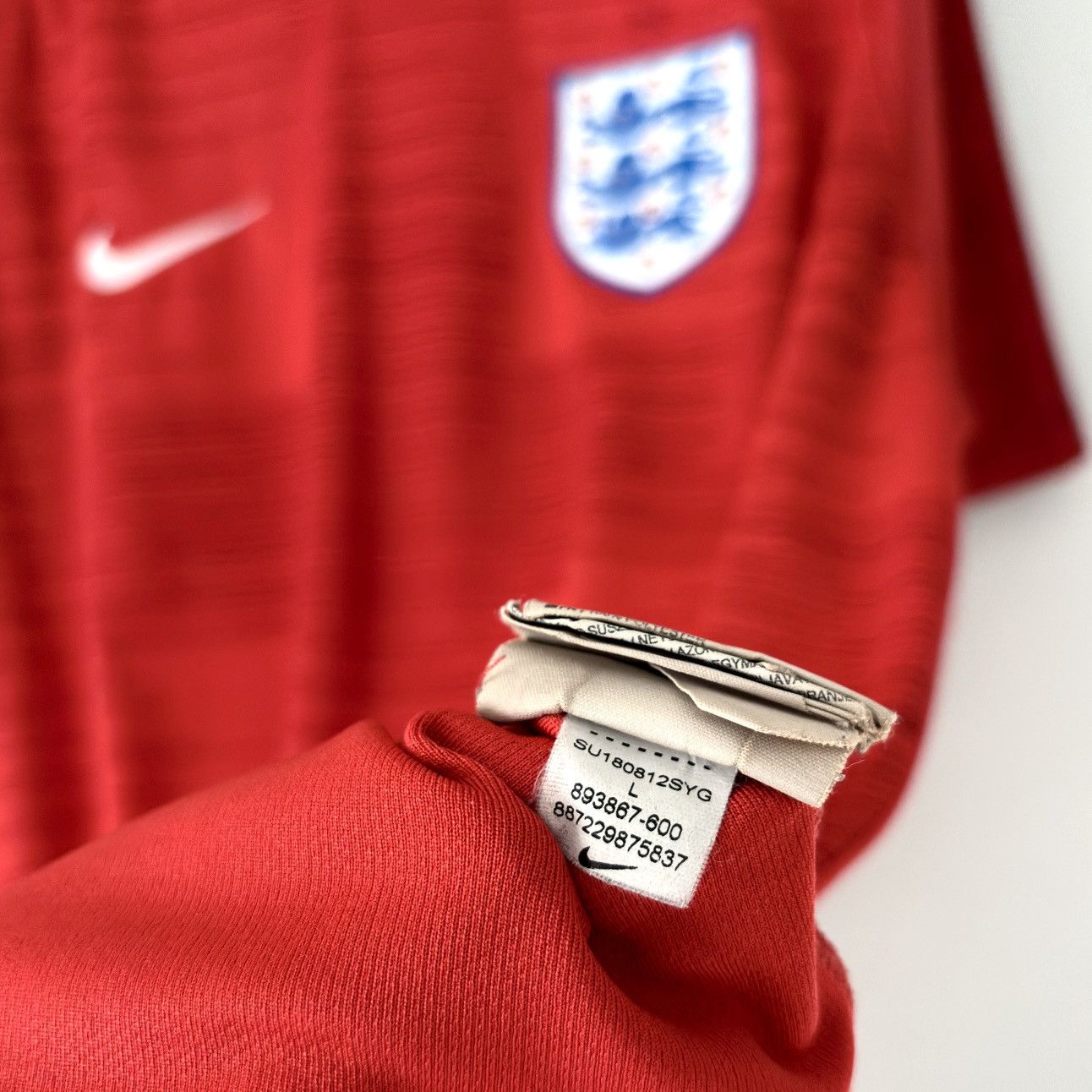 Nike 2018 2020 England National Nike Home Away Soccer Jersey Kit Size US L / EU 52-54 / 3 - 6 Thumbnail