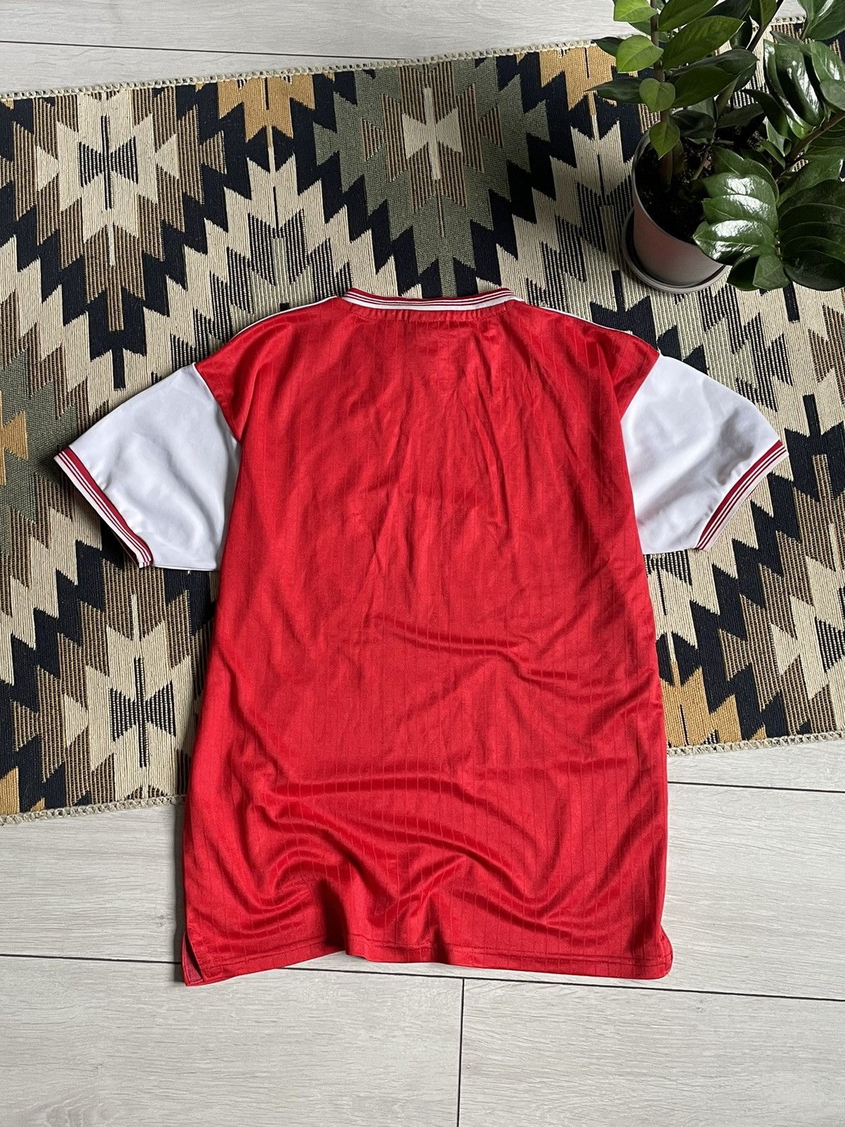 Vintage Vintage 1985 Arsenal Retro Score Draw Jersey Size US M / EU 48-50 / 2 - 6 Thumbnail