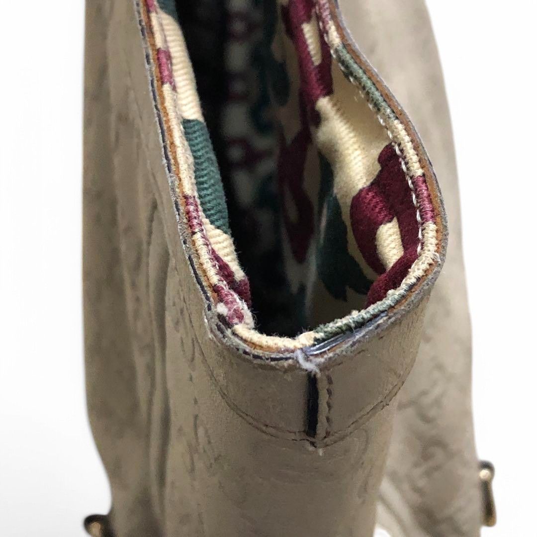 Gucci Gucci - Abbey Leather White Shoulder Bag Handbag Vintage Size ONE SIZE - 8 Thumbnail