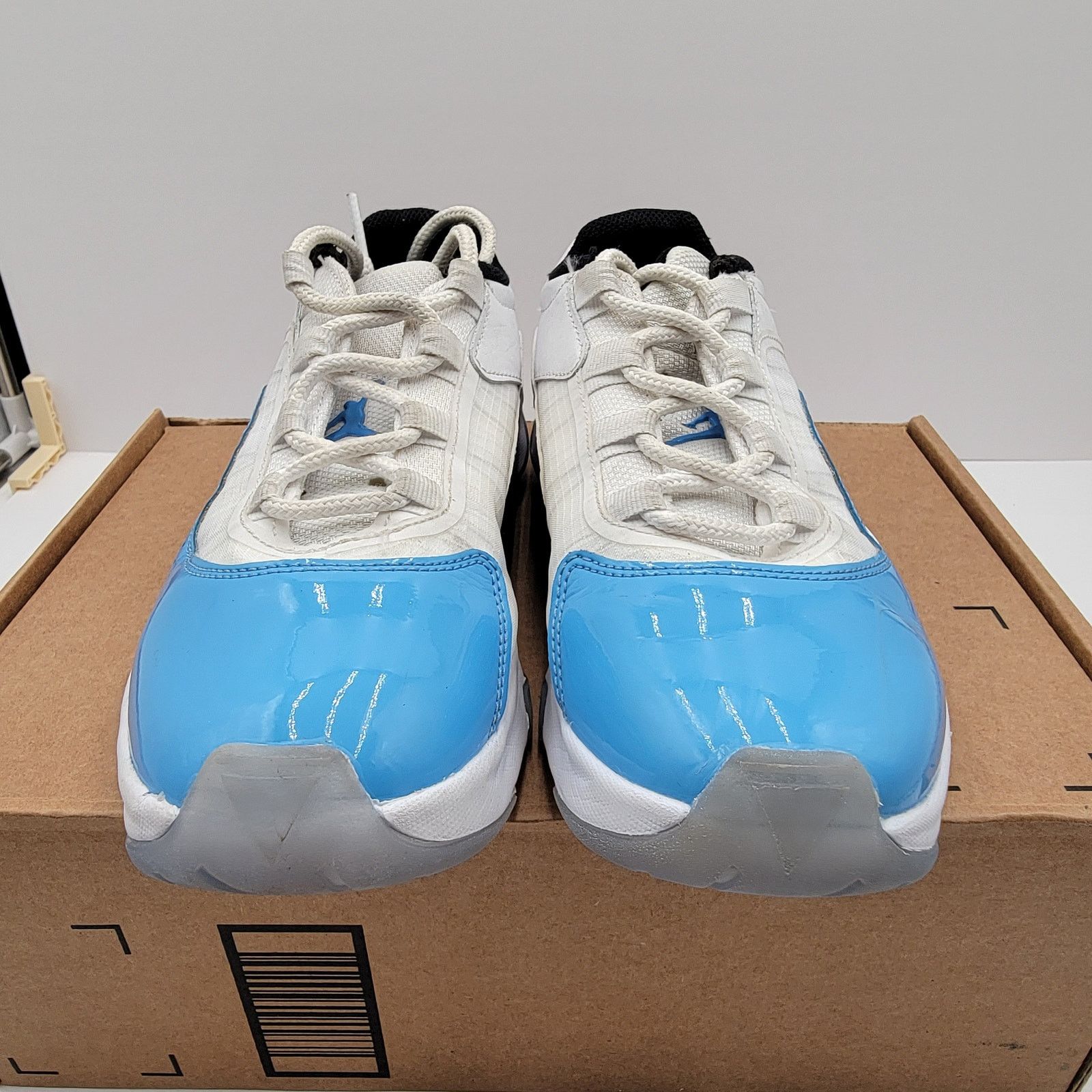 Nike Air Jordan 11 CMFT Low GS 'UNC' Sz 4.5Y/6W CZ0907-114 (178) Size US 6 / IT 36 - 3 Thumbnail