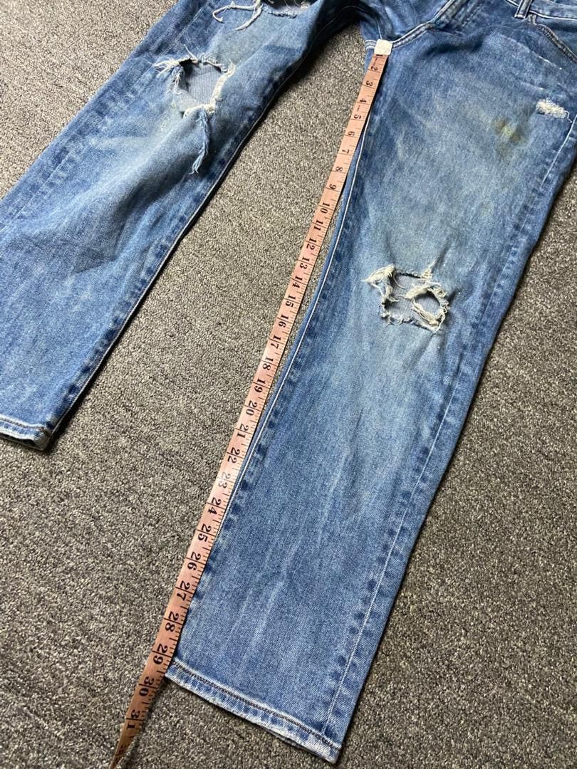 Uniqlo UNIQLO Distressed Denim Ripped Jeans (139) Size US 34 / EU 50 - 3 Thumbnail