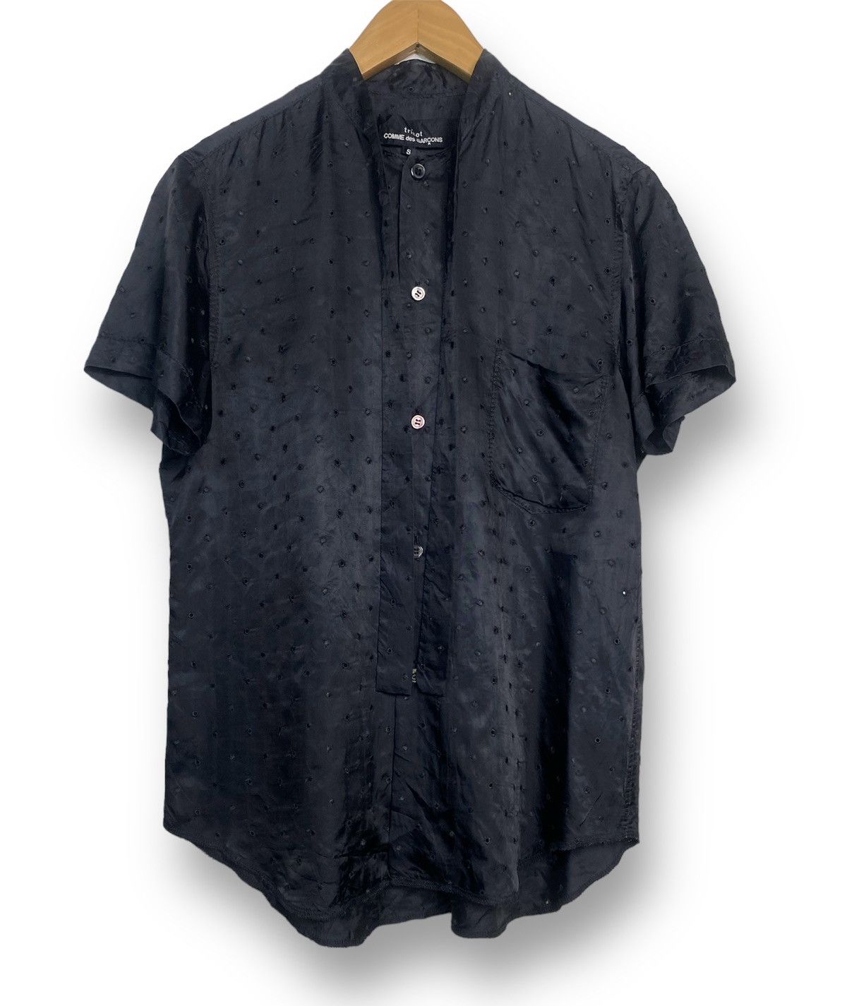 Ad2019 comme des garcons rayon button up