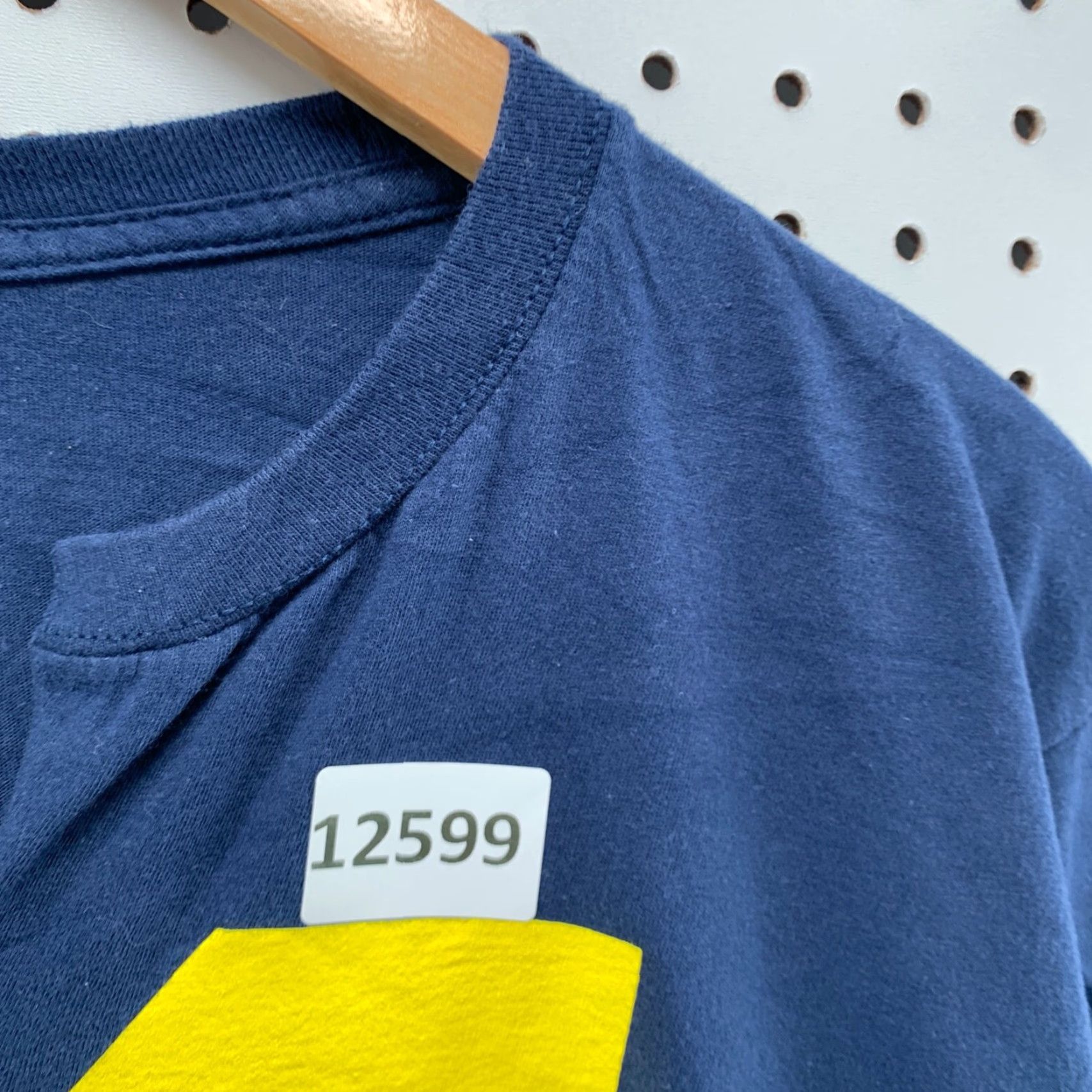 Vintage Michigan Go Blue Forever Cut V-neck Shirt XL Large Men Blue Logo Sports 90s? Size US XL / EU 56 / 4 - 7 Thumbnail