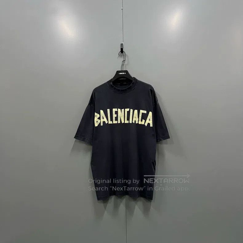 Balenciaga Balenciaga Tape double B distressed short sleeve Size US M / EU 48-50 / 2 - 1 Thumbnail