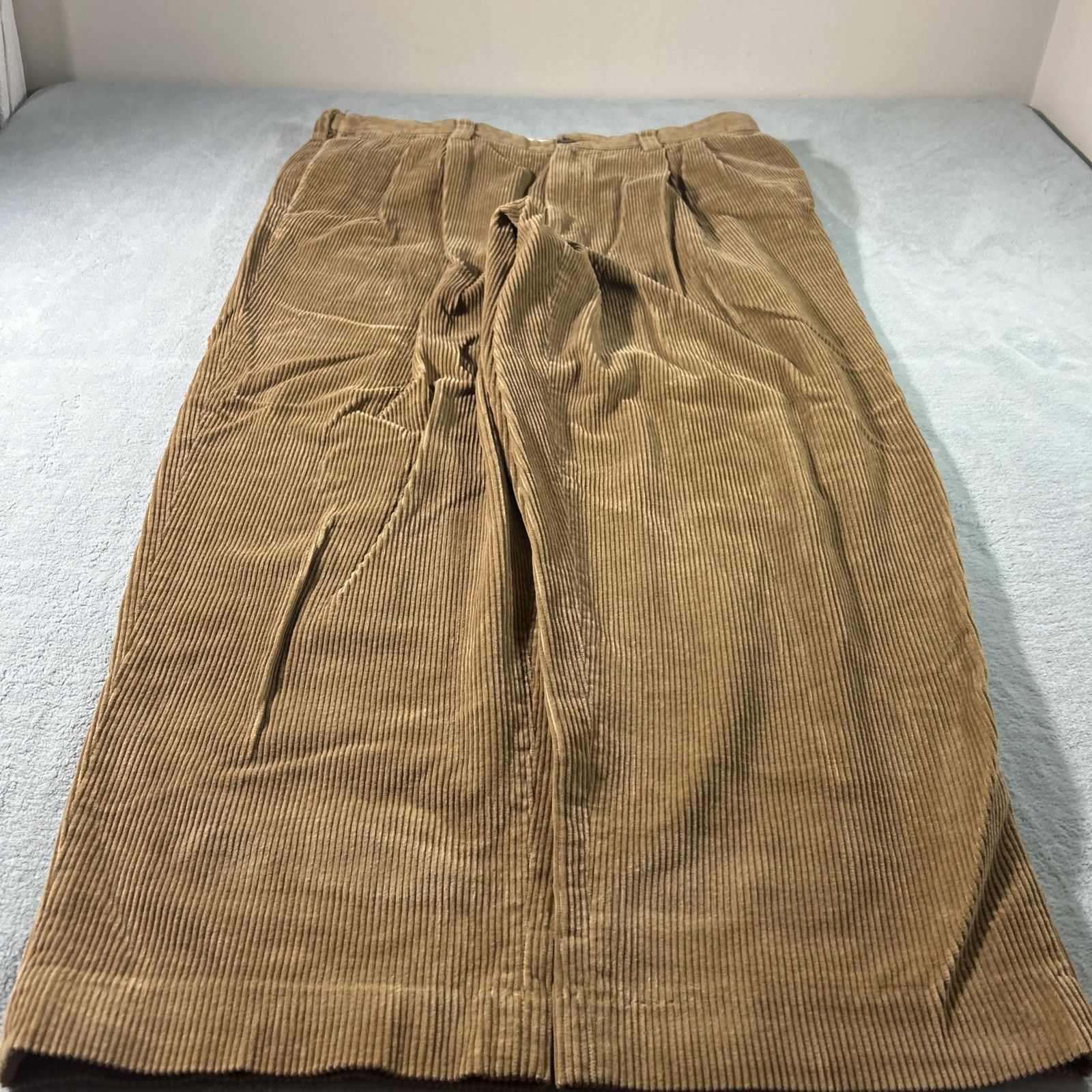L.L. Bean LL Bean Corduroy Beyond Baggy Corduroy Pants Mens 38x29 Size US 38 / EU 54 - 2 Thumbnail