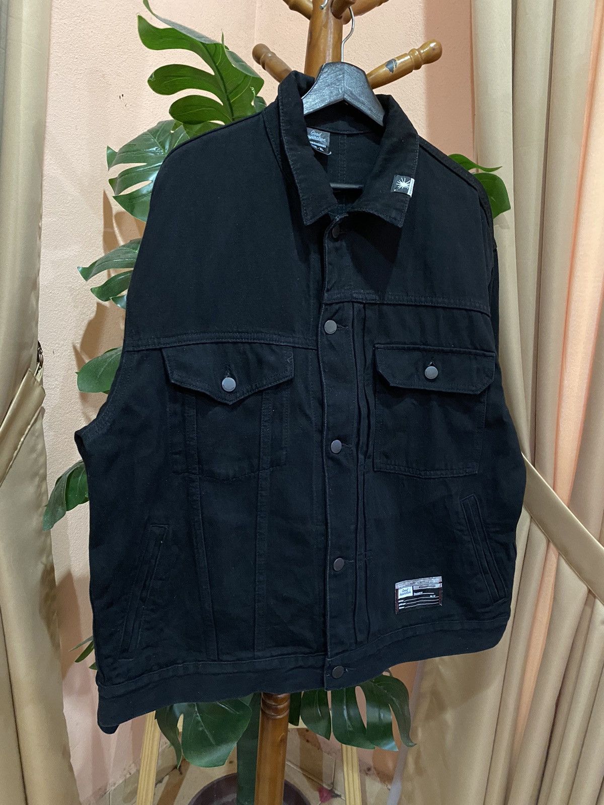 GU × Maison MIHARA YASUHIRO Good Inspiration x Mihara Yasuhiro Black Denim Jacket Size US XL / EU 56 / 4 - 3 Thumbnail