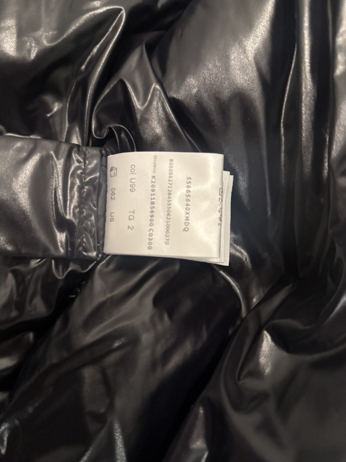 Moncler Moncler Montcla Down Jacket Black - Brand New w/ Packaging Size US M / EU 48-50 / 2 - 9 Thumbnail