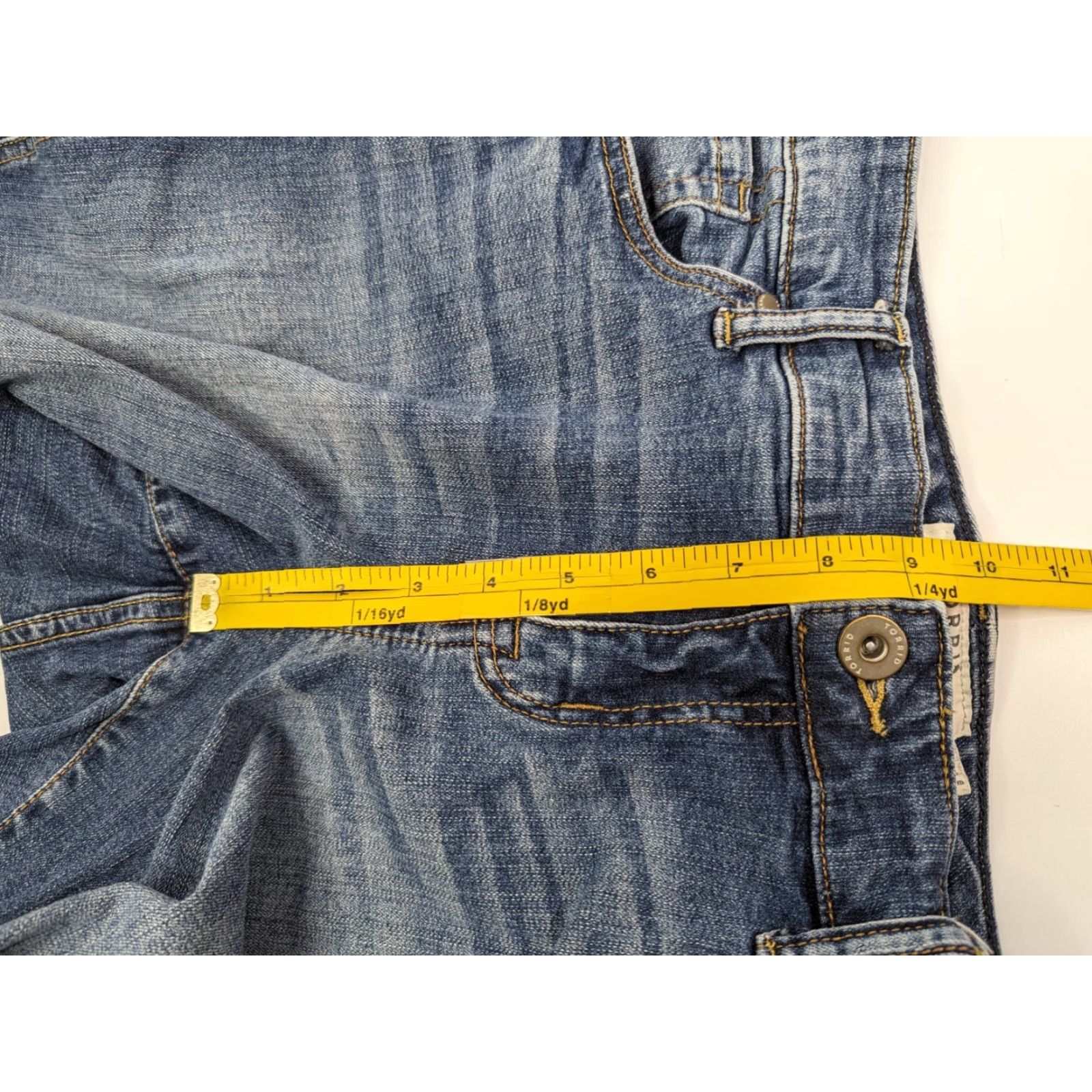 Torrid Torrid Jeans Womens 16 Blue Skinny Dark Wash Casual Denim Raw Hem Size 38" / US 16 / IT 52 - 6 Thumbnail