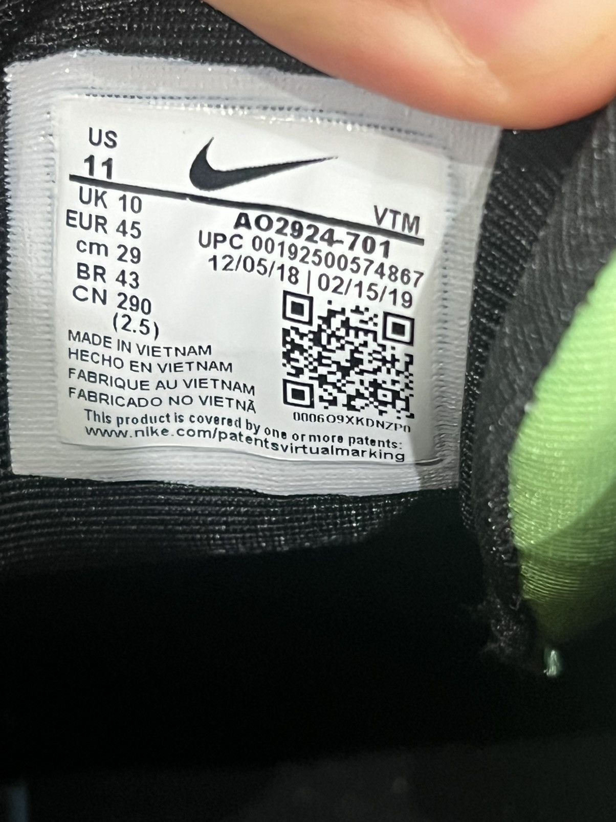 Nike Nike Air Max 720 Volt Size US 11 / EU 44 - 7 Thumbnail