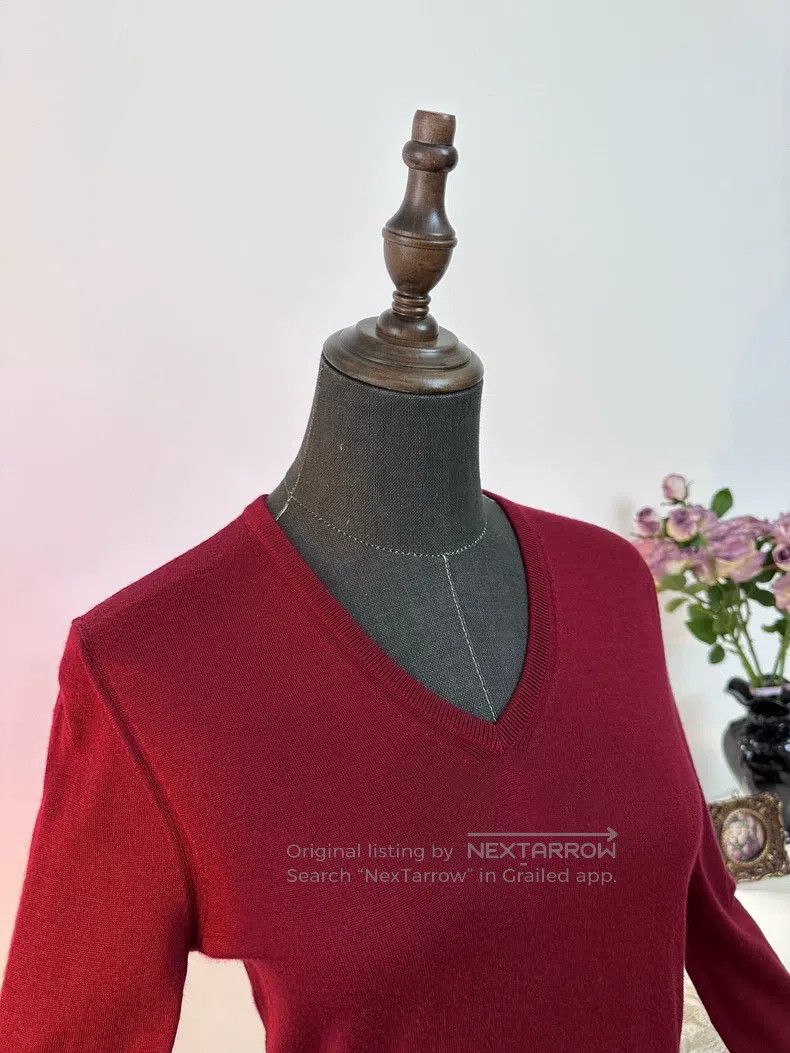 Hermes Hermes V-Neck Cashmere Knit Top - Red Size XS / US 0-2 / IT 36-38 - 5 Thumbnail