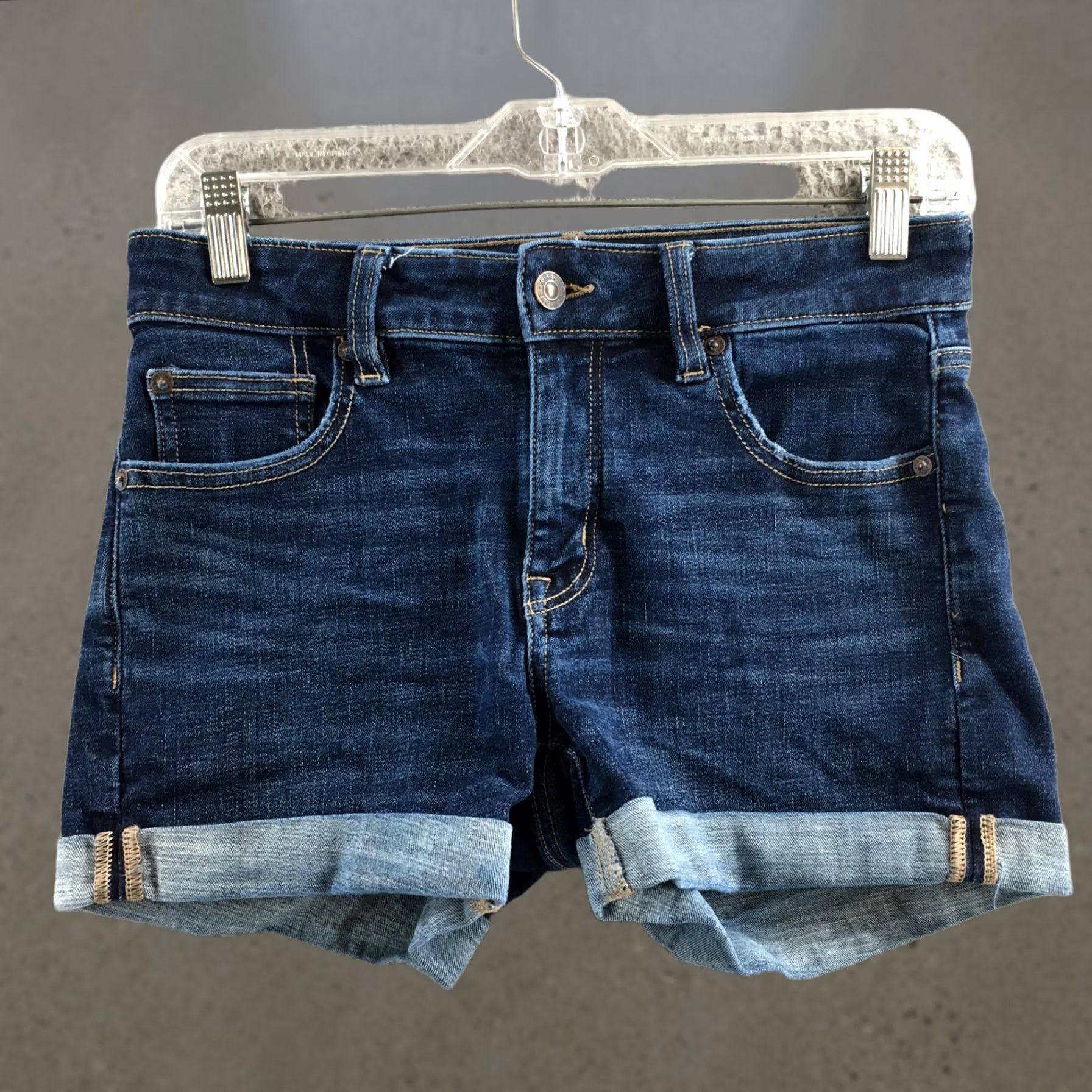 American Eagle Outfitters American Eagle Outfitters Womens Shorts Blue Denim Zip Cut-Off Size 2 (actual 29x3) Size 26" / US 2 / IT 38 - 1 Thumbnail