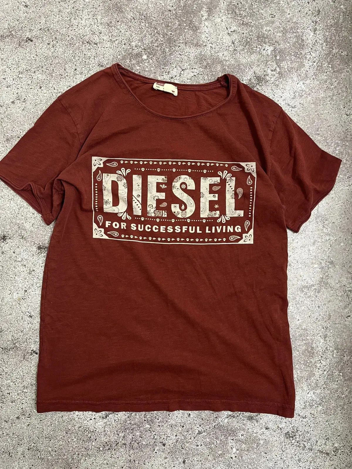 Diesel Vintage Diesel Big Logo T Shirt Size US L / EU 52-54 / 3 - 1 Thumbnail