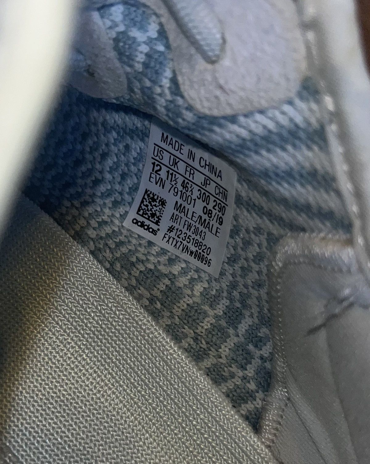 Adidas × Kanye West × Yeezy Yeezy 350 Boost v2 Cloud White Reflective Size US 12 / EU 45 - 6 Thumbnail