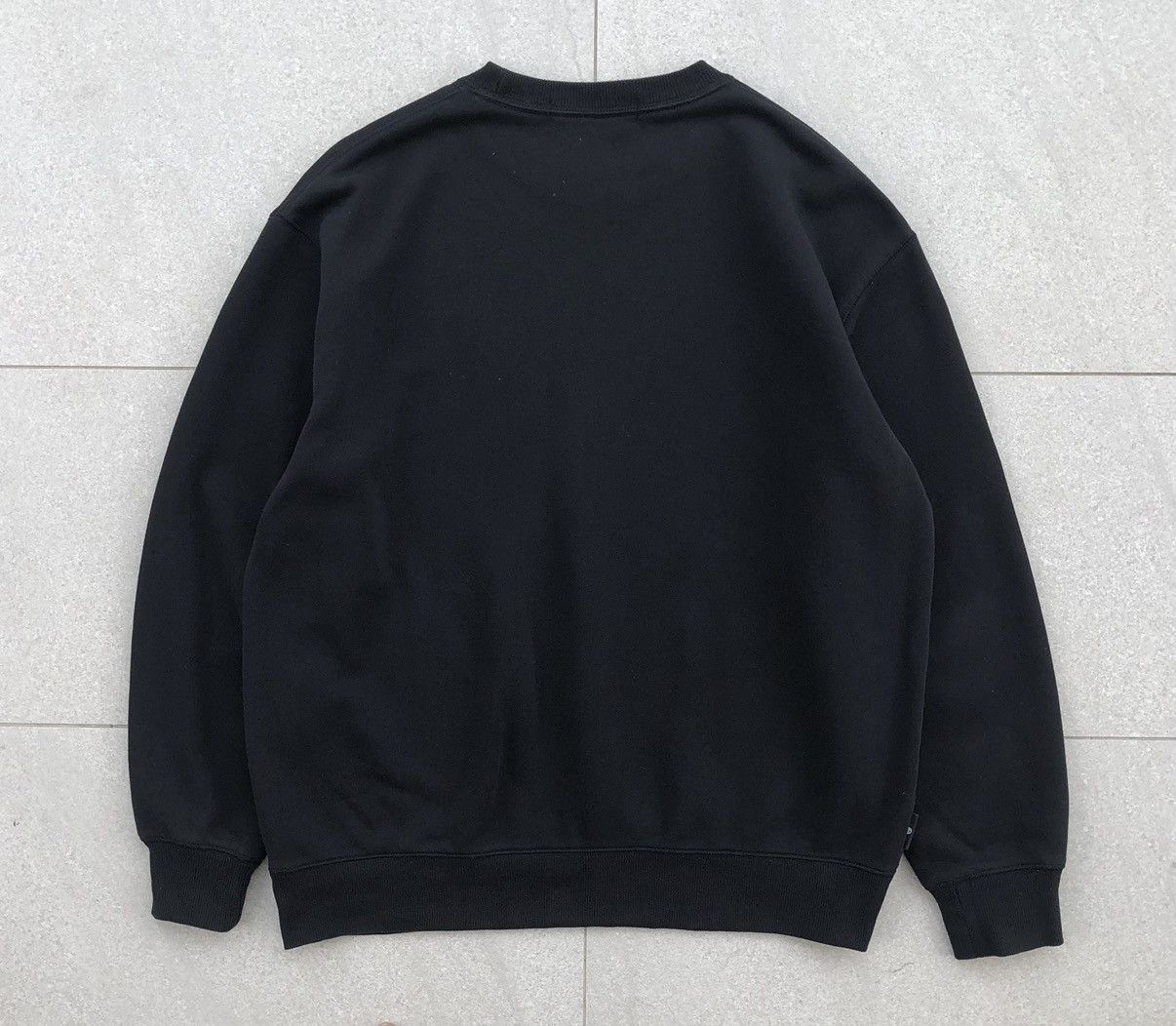 Undercover Uniqlo GU x Undercover Graphic Sweatshirt Size US L / EU 52-54 / 3 - 10 Thumbnail