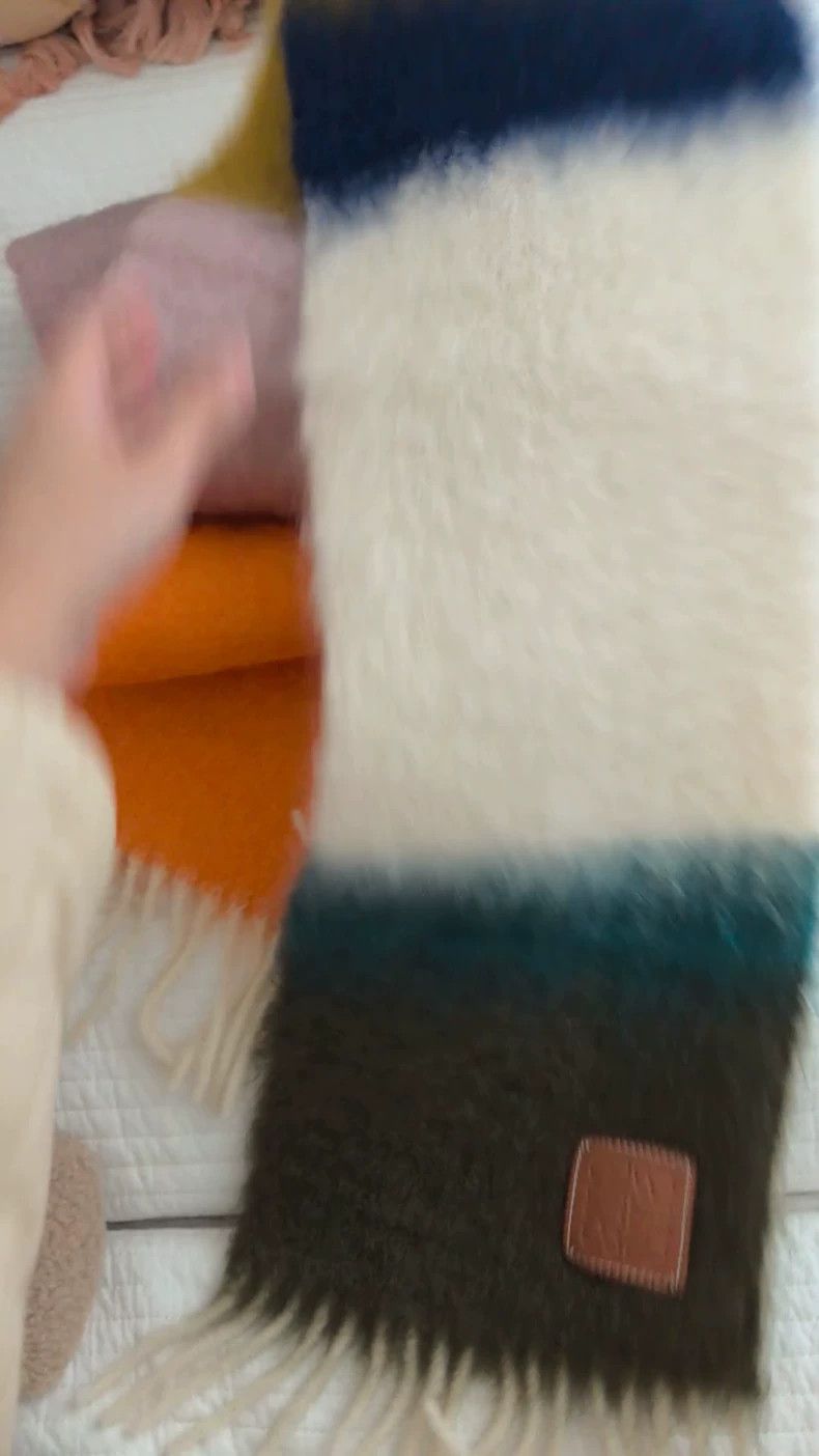 Loewe LOEWE Clashing scarves Size ONE SIZE - 1 Thumbnail