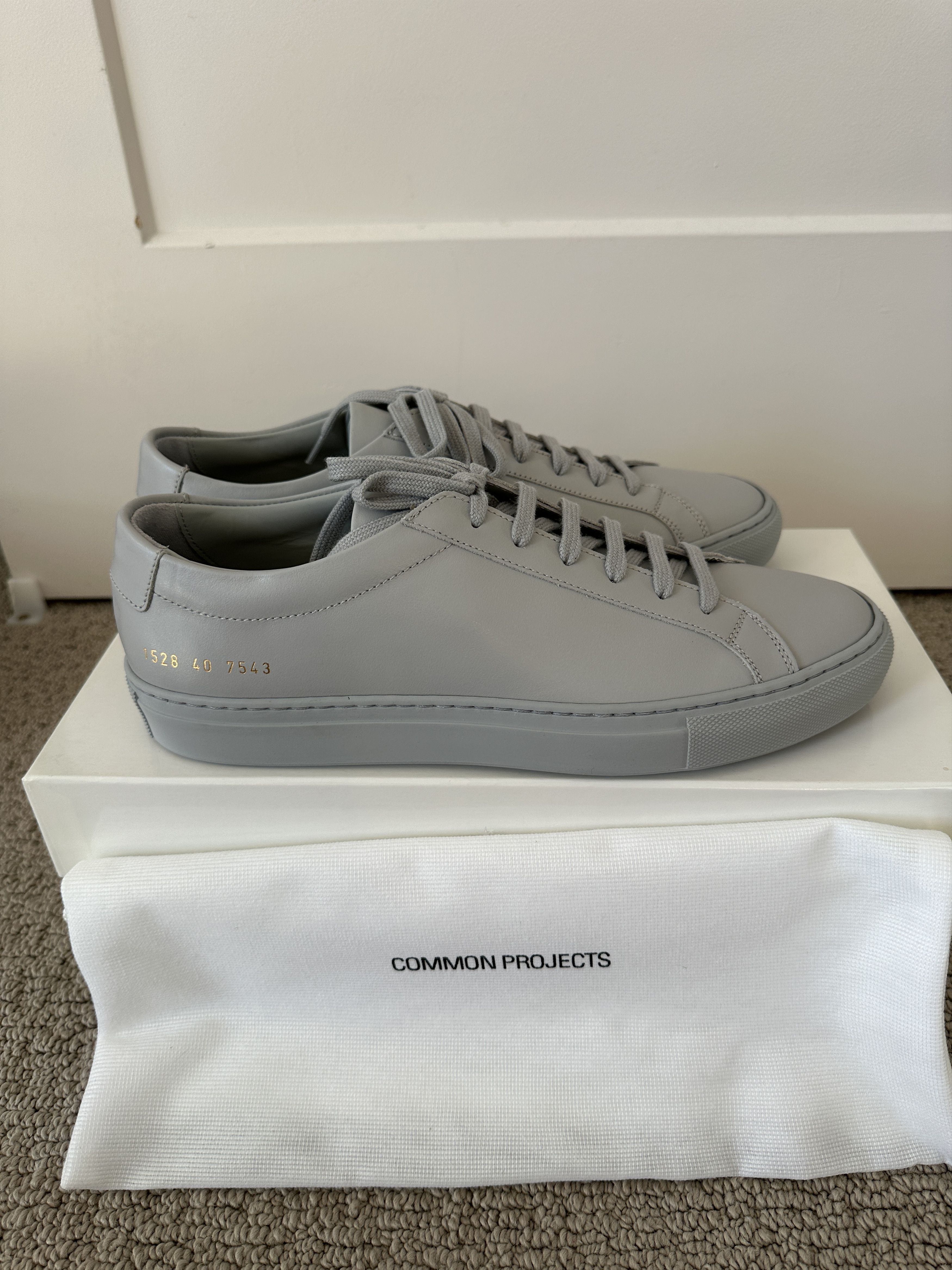 Common Projects Common Projects Achilles Low Grey US 7 / EU 40 Size US 7 / EU 40 - 2 Thumbnail
