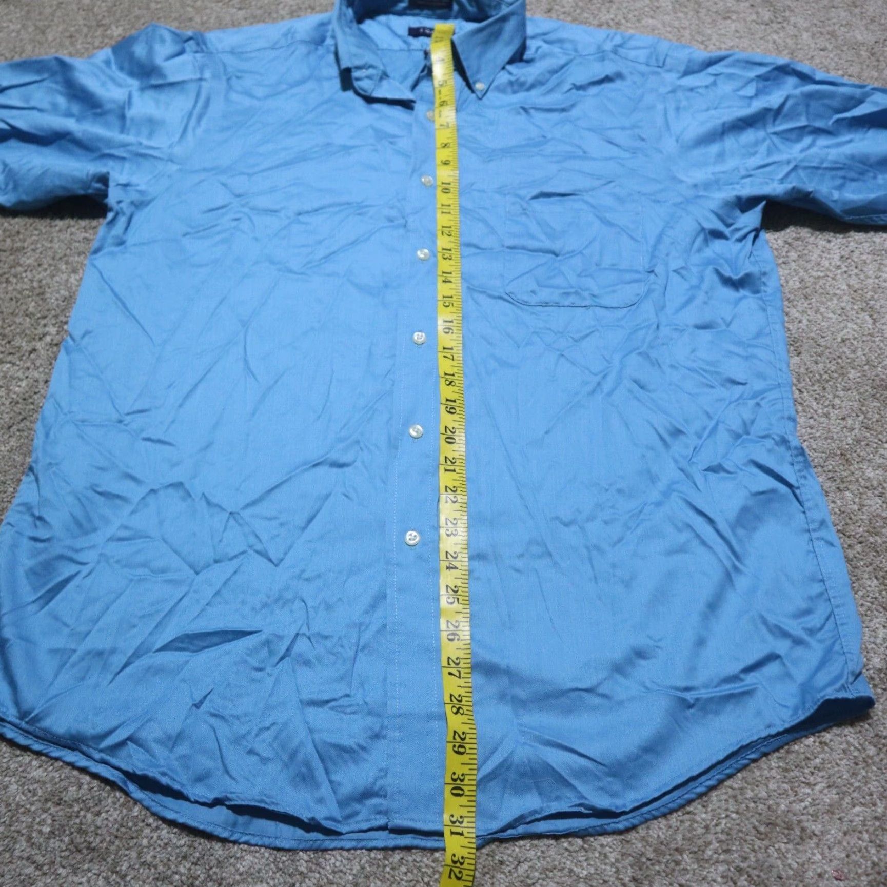 Izod IZOD Shirt Button-Down Long Sleeve Blue 16.5 32/33 Men Size Adult Button Up Mens Size US L / EU 52-54 / 3 - 6 Thumbnail