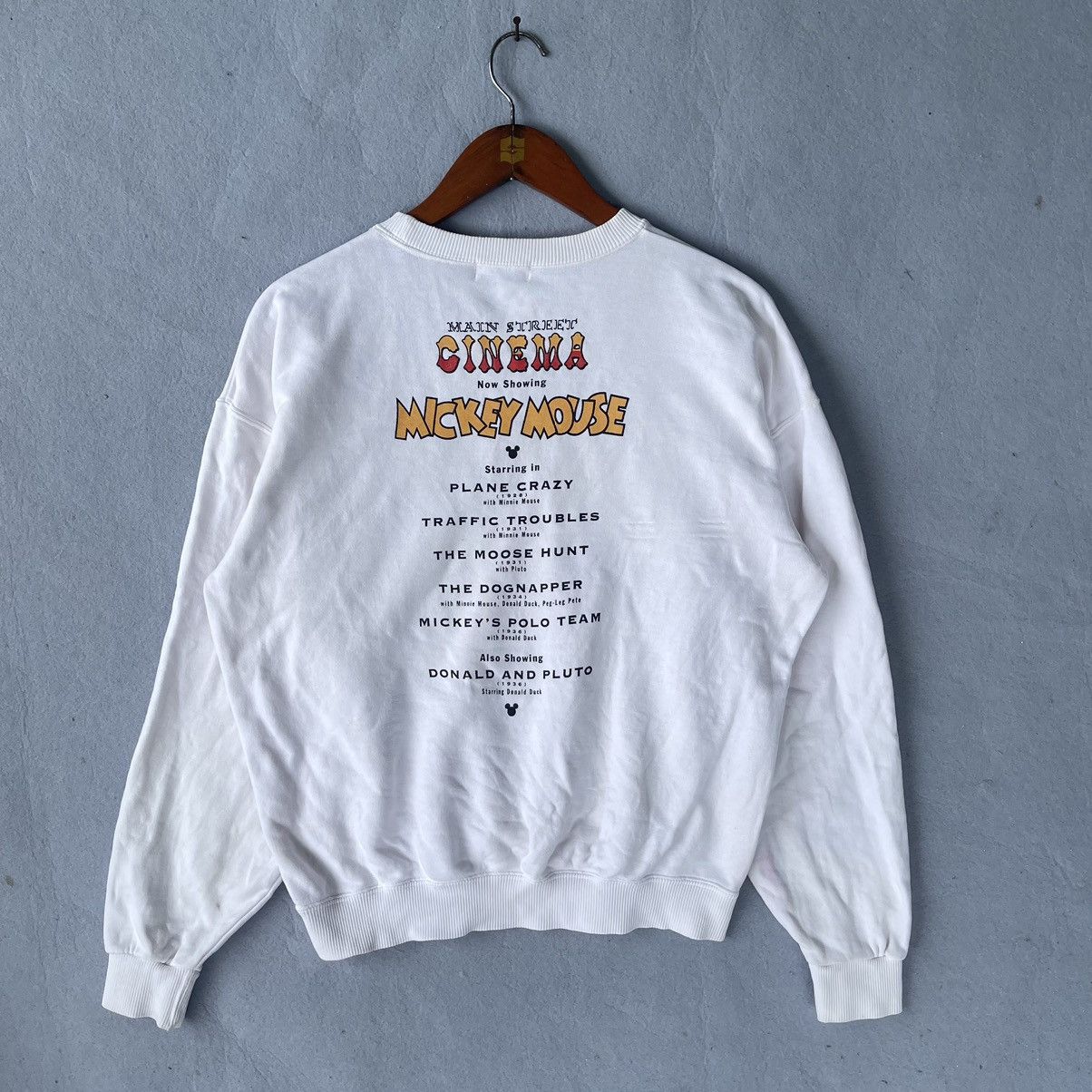 Disney Vintage 90s Disney Mickey Mouse Cinema Sweatshirt Pullover Size US S / EU 44-46 / 1 - 5 Thumbnail