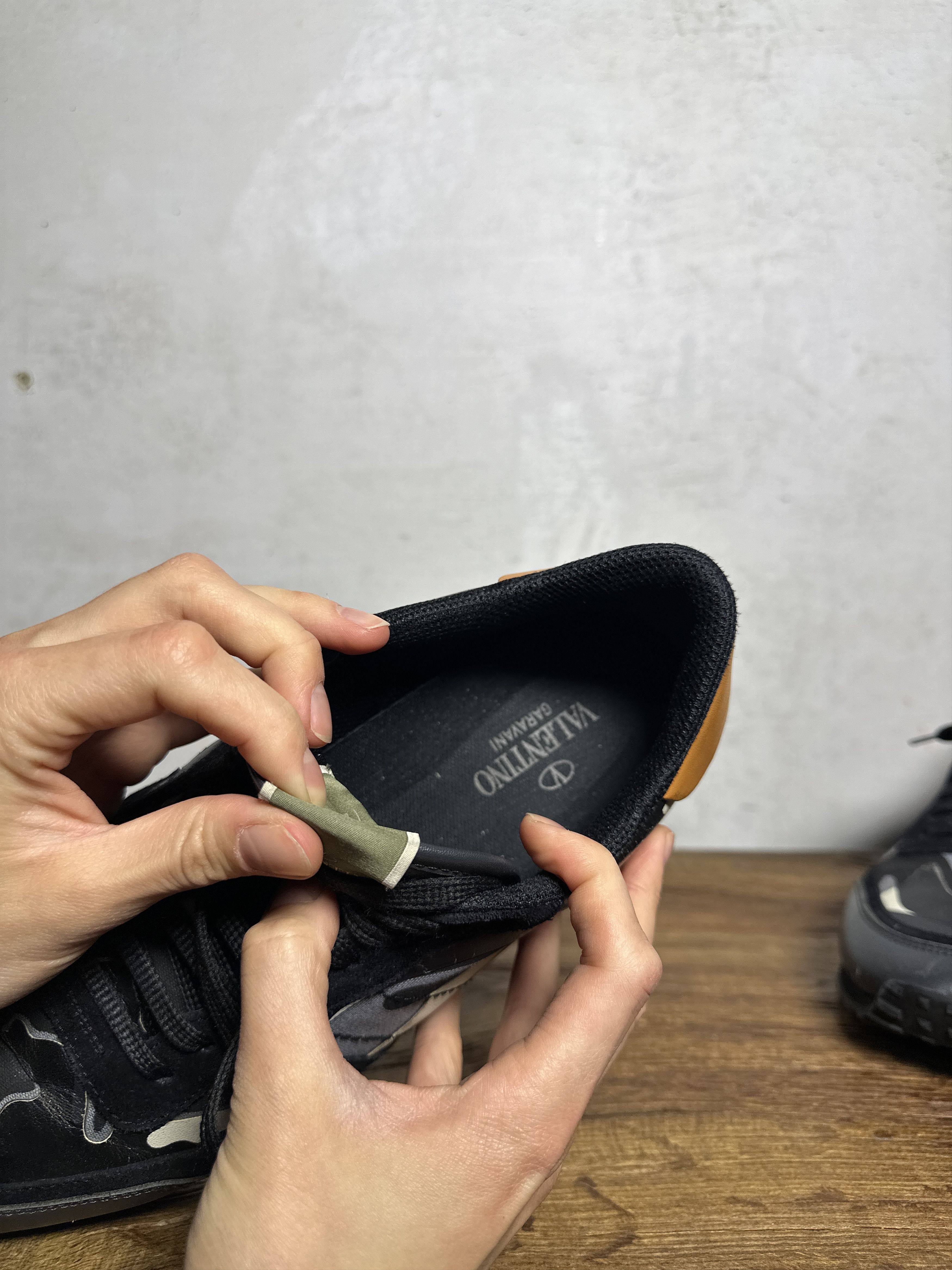 Valentino Valentino Black Canvas Leather Rockrunner Low Top Sneakers Size US 10.5 / EU 43-44 - 8 Thumbnail