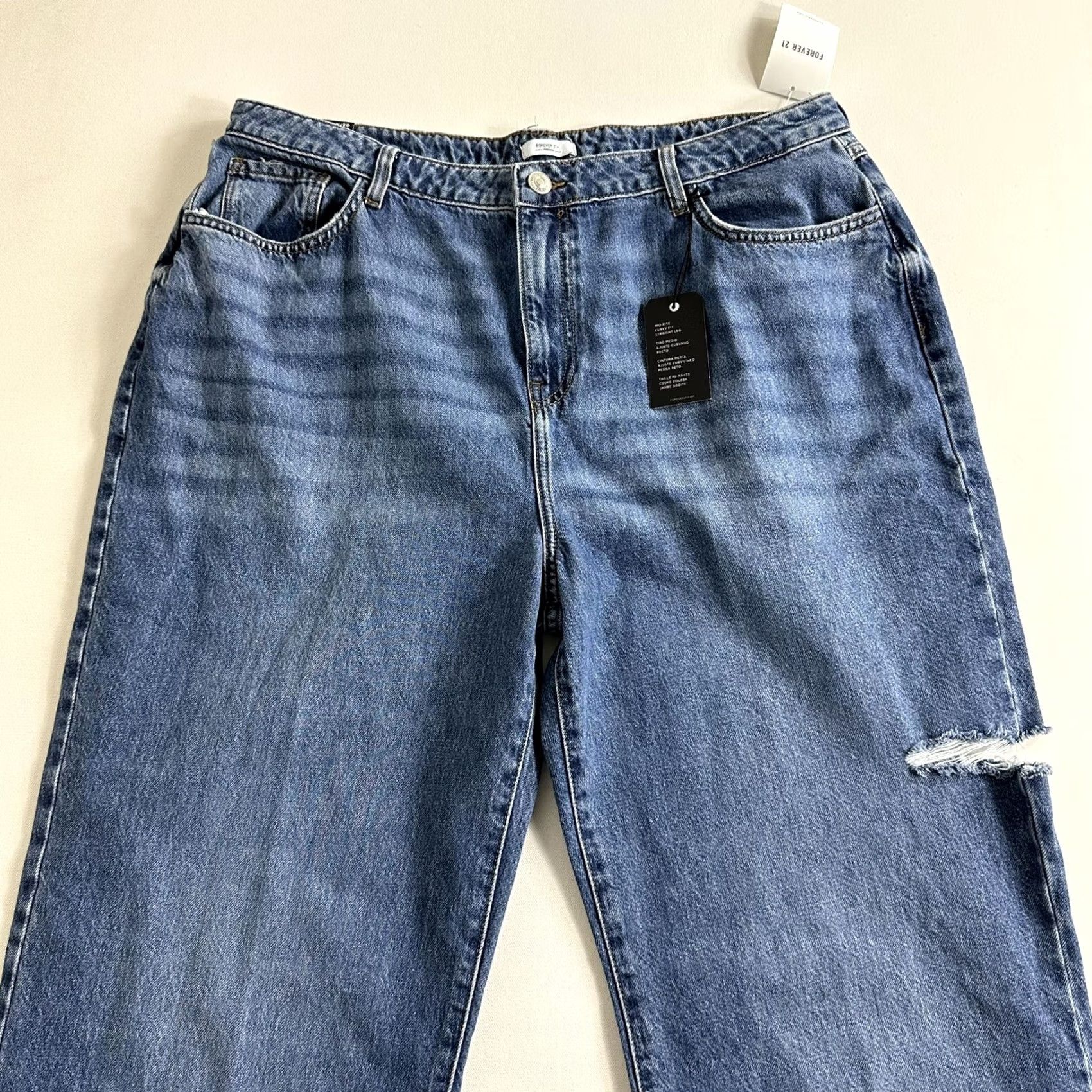 Forever 21 Forever 21 Women's Curved Straight Mid Rise Jeans Zip Fly Black Size 16 Blue Jeans Regular Inseam 29 in Mens? Size 38" / US 16 / IT 52 - 4 Thumbnail