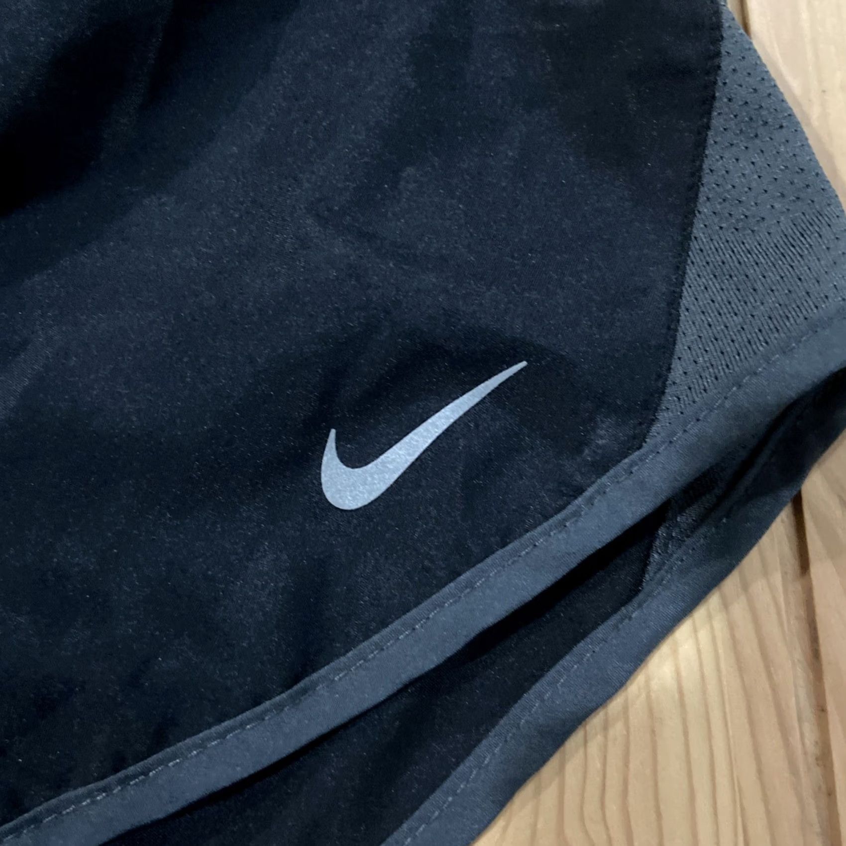 Nike Nike Shorts Womens M Black Tempo Dri-Fit Lined Running Athletic Shorts Size 32" / US 10 / IT 46 - 2 Thumbnail