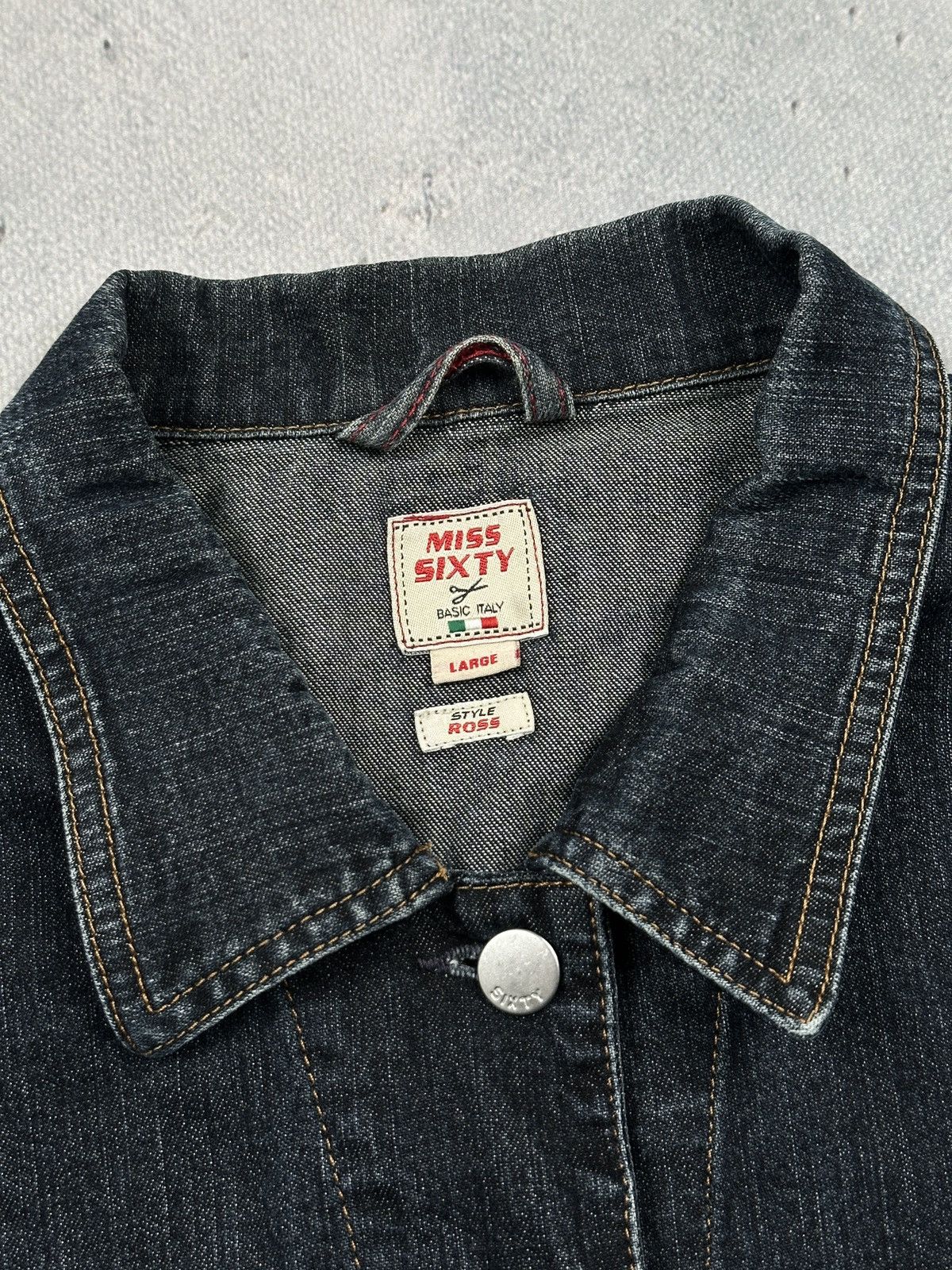 Miss Sixty Miss Sixty Vintage Cropped Denim Jacket Dark Wash Italy Size L / US 10 / IT 46 - 8 Thumbnail