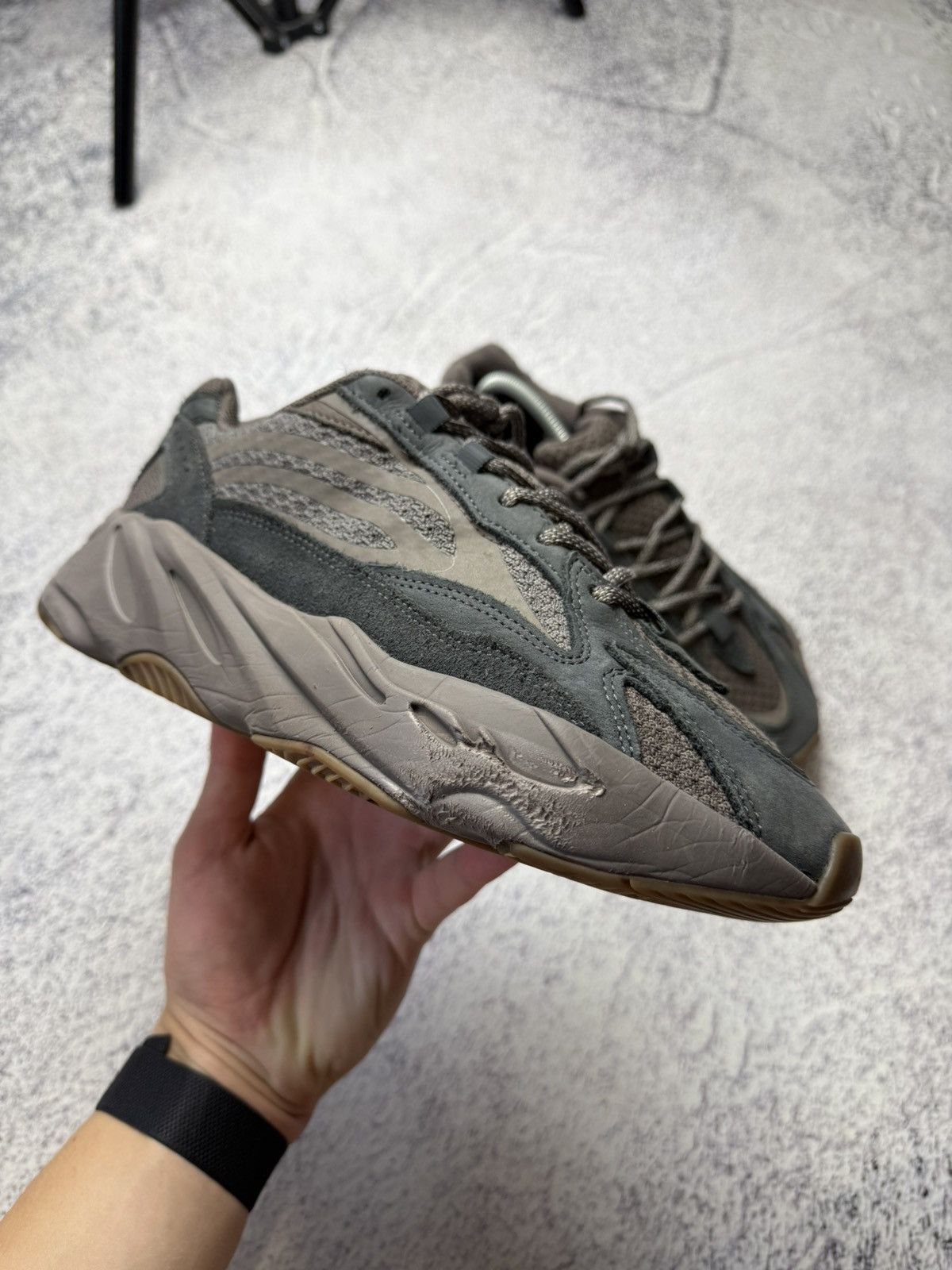 Adidas × Kanye West Adidas Yeezy Boost 700 v2 size 9 Size US 9 / EU 42 - 13 Thumbnail