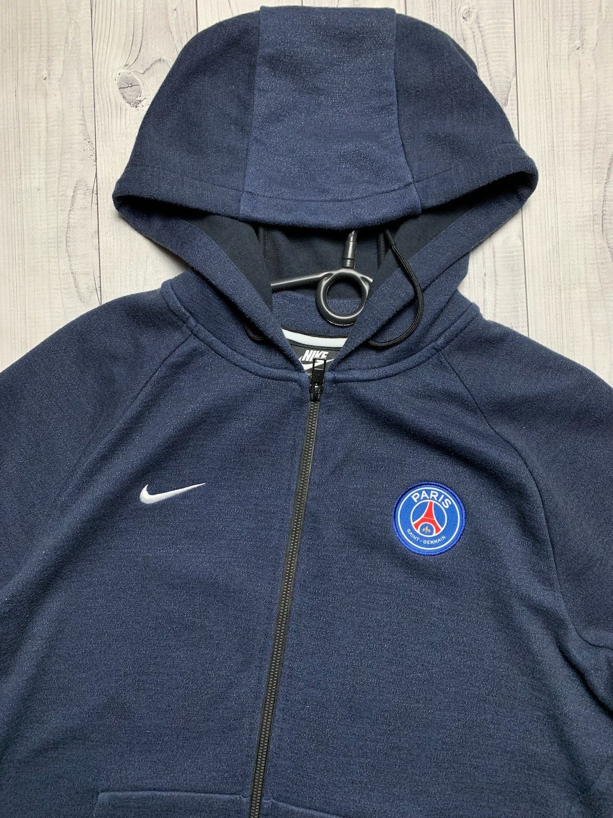 Vintage Vintage Nike tech fleece Paris PSG zip hoodie size M Size US M / EU 48-50 / 2 - 2 Thumbnail