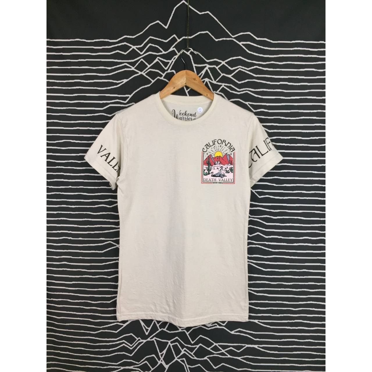 Vintage Weekend Warrior California Death Valley Good Vibes Tee Size US S / EU 44-46 / 1 - 6 Thumbnail
