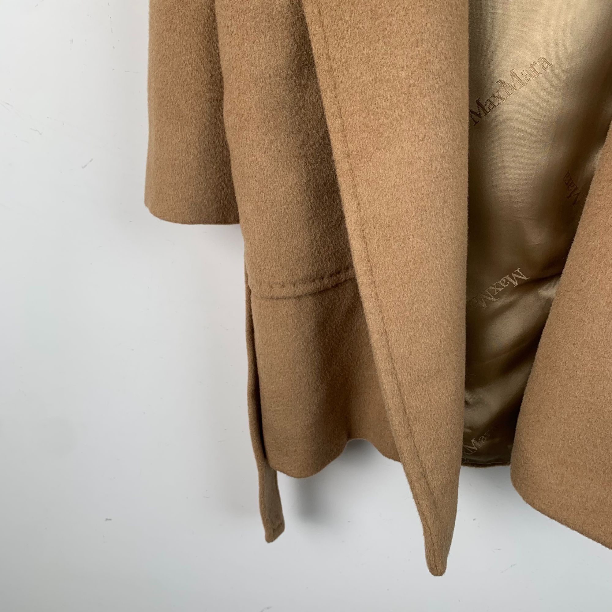 Max Mara Max Mara Brown Hooded Belted Robe Coat (Size 34/XXS) Size XS / US 0-2 / IT 36-38 - 4 Thumbnail