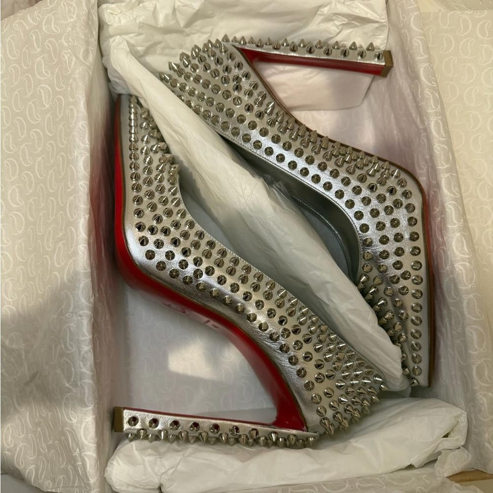 Christian Louboutin Christian Louboutin Condora Spikes 100 Silver Pump Heels 40 Size US 9 / IT 39 - 9 Thumbnail
