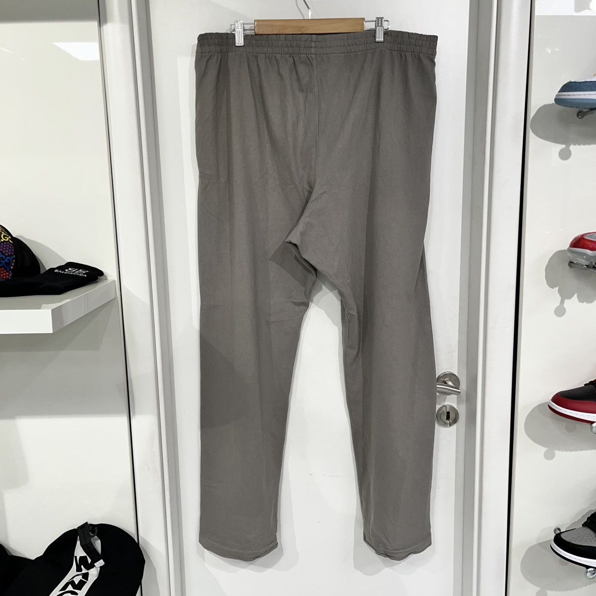 Gap × Yeezy Yeezy x Gap Fleece Jogging Pants Grey Size US 38 / EU 54 - 2 Thumbnail