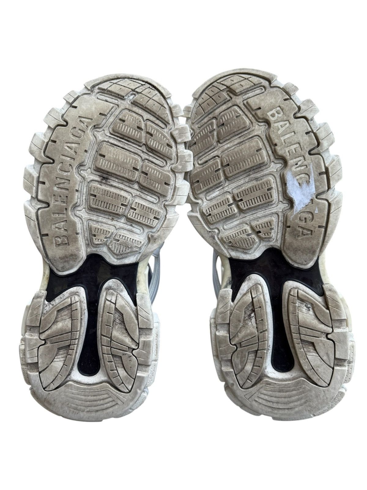 Balenciaga Balenciaga adidas tracks Size US 11 / EU 44 - 9 Thumbnail