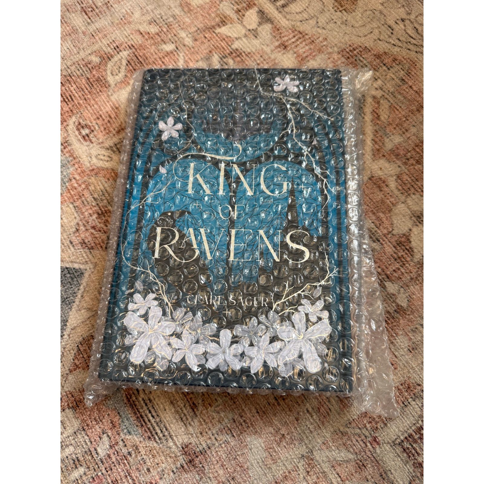 & Other Stories King Of Ravens -Clare Sager - FairyLoot -Unopened Size ONE SIZE - 2 Thumbnail