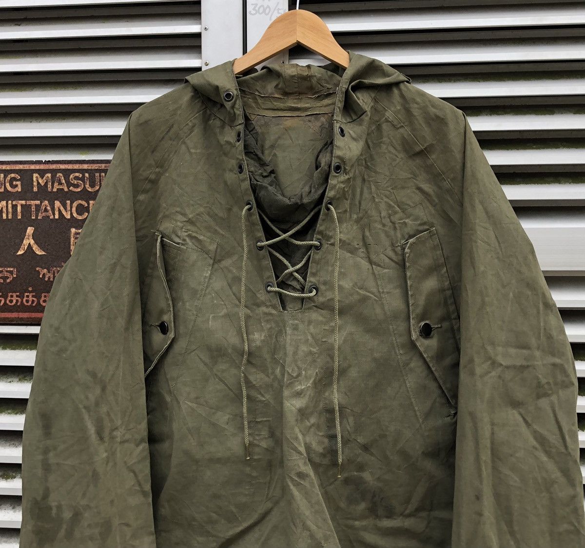 Vintage VTG USArmy Vietnam Era Wet Weather Thrashed Distressed Parka Size US M / EU 48-50 / 2 - 2 Thumbnail