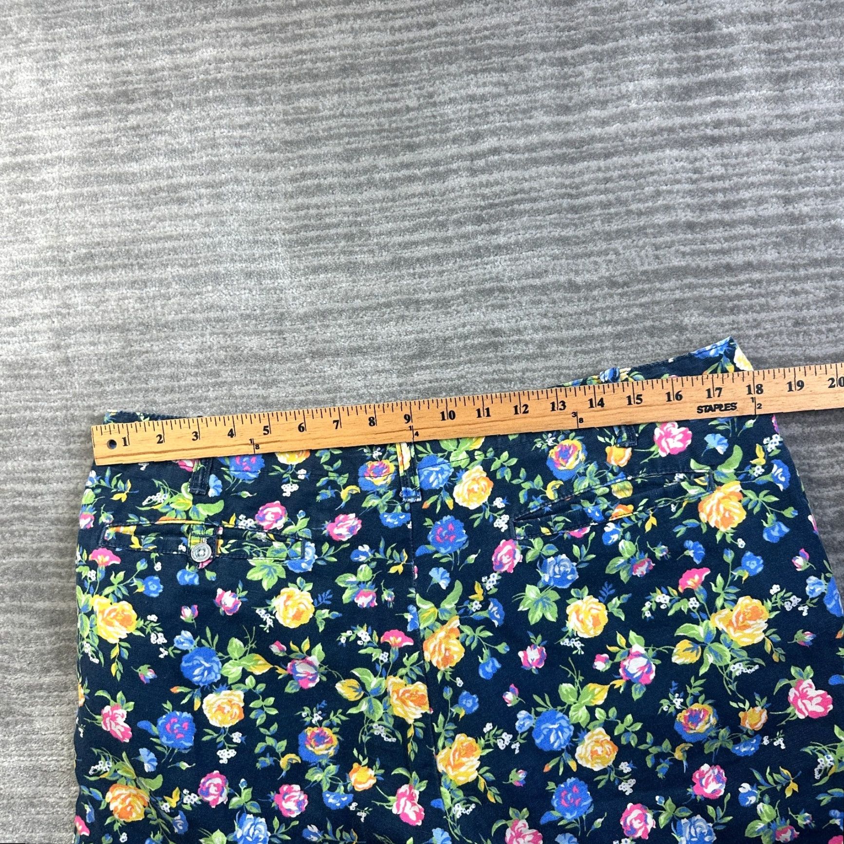 Polo Ralph Lauren Polo Ralph Lauren Shorts Mens 35 Blue Floral All Over Print Linen Blend Size US S / EU 44-46 / 1 - 7 Thumbnail