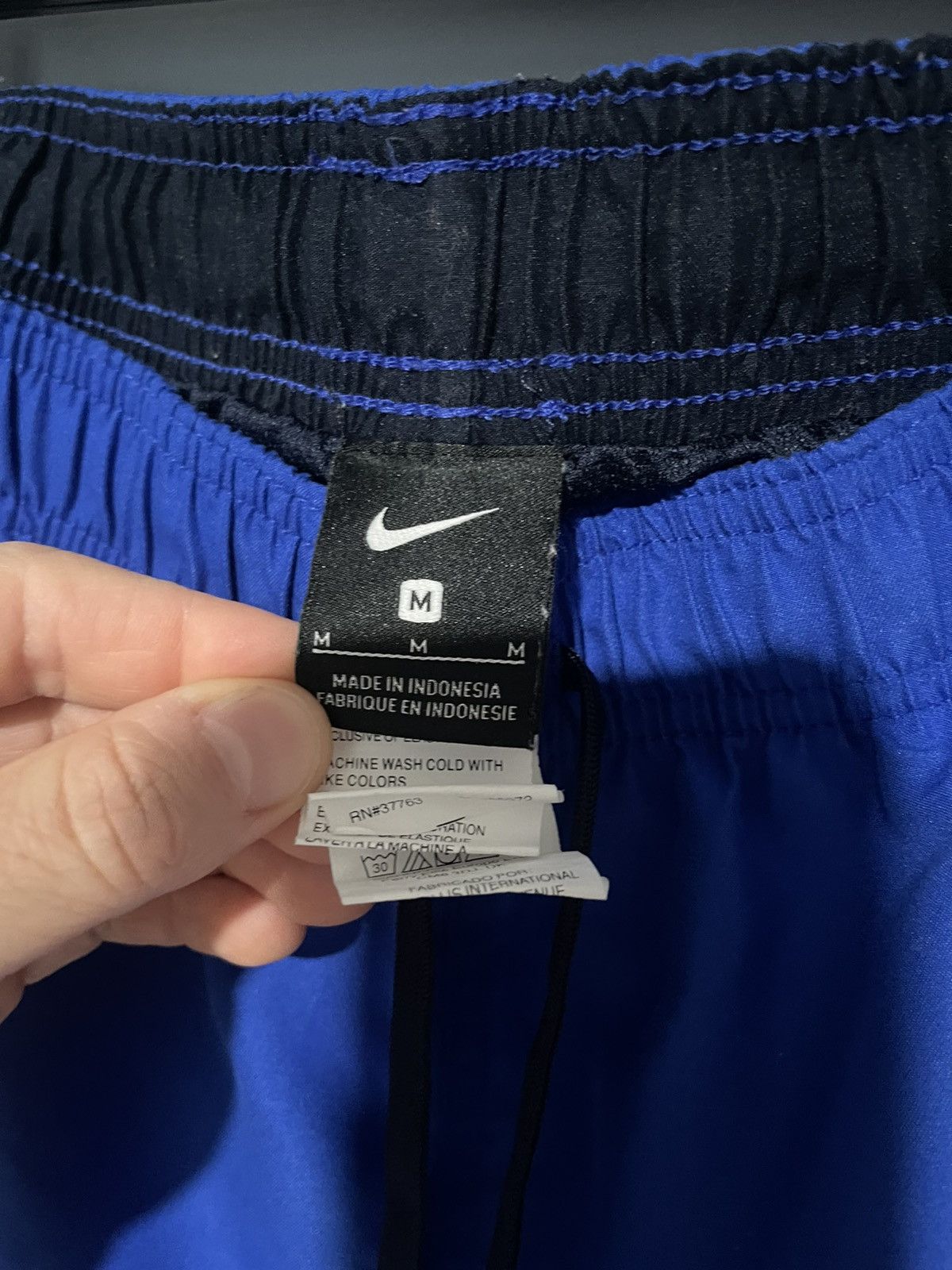 Nike Nike Swim Shorts Men’s Sz M Swimming Trunks Blue Drawstring Size US 30 / EU 46 - 7 Thumbnail