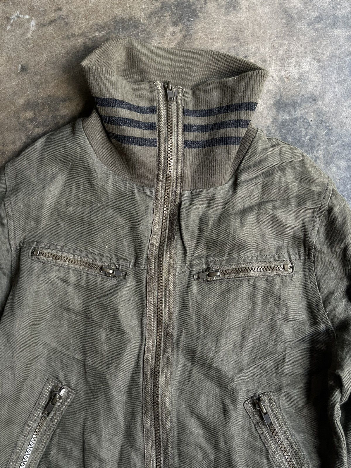 Isamu Katayama Backlash JAPANESE 2000’s LAZY DAISY TRACK JACKET MILITARY Size US S / EU 44-46 / 1 - 3 Thumbnail