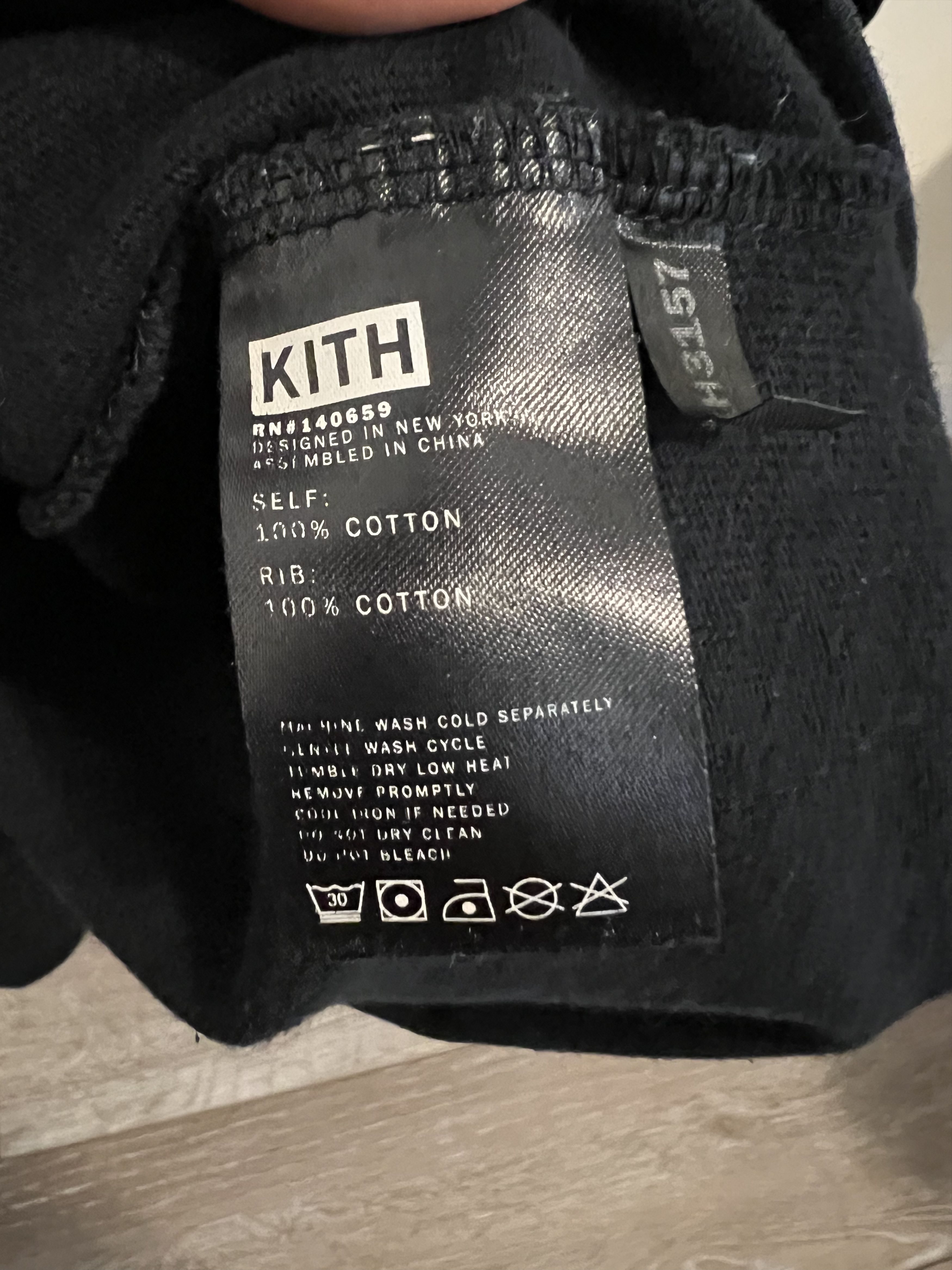 Kith Kith the arrogance of youth l/s Size US M / EU 48-50 / 2 - 4 Thumbnail
