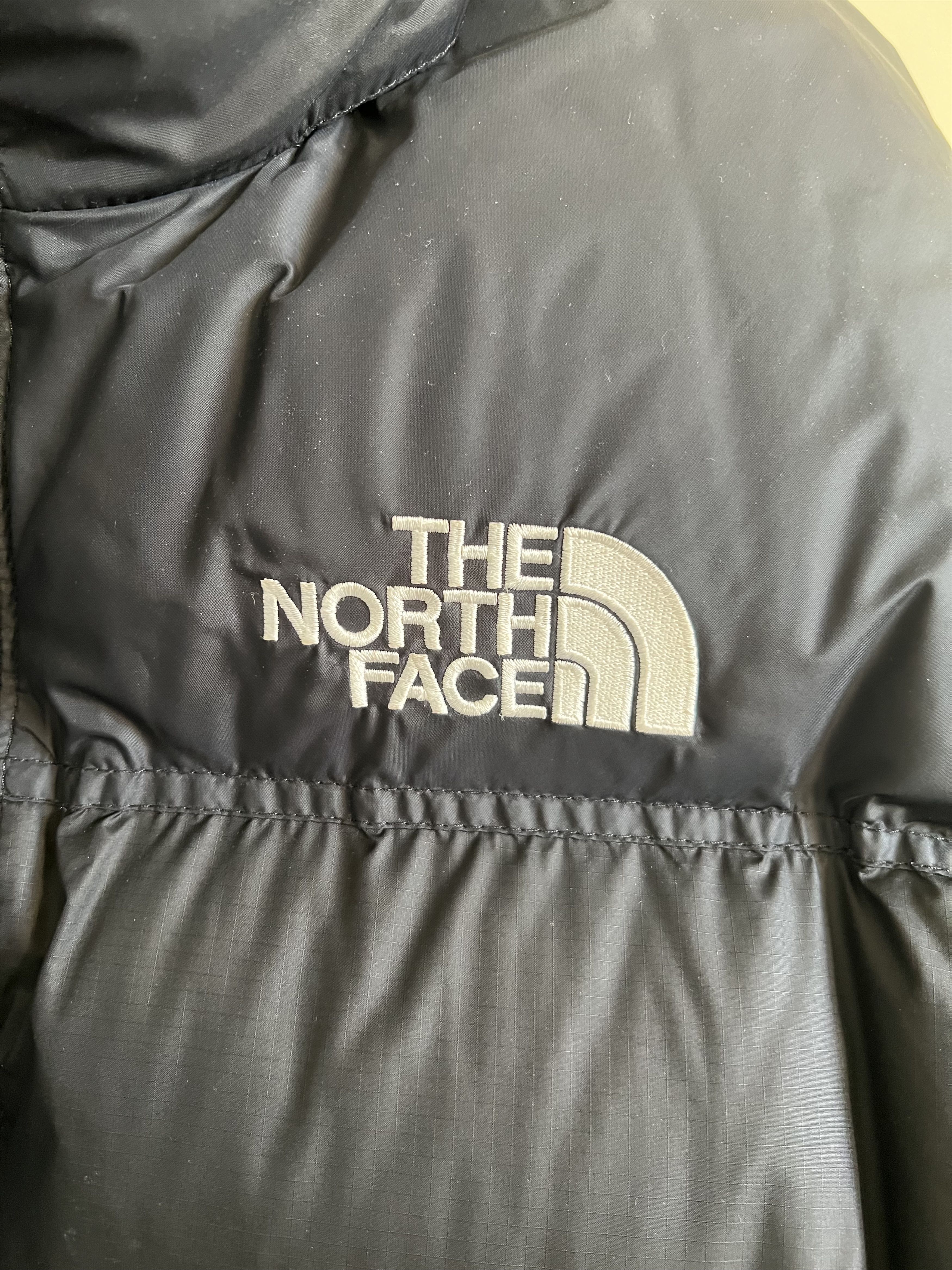 The North Face The North Face Nuptse Jacket Size US L / EU 52-54 / 3 - 4 Thumbnail