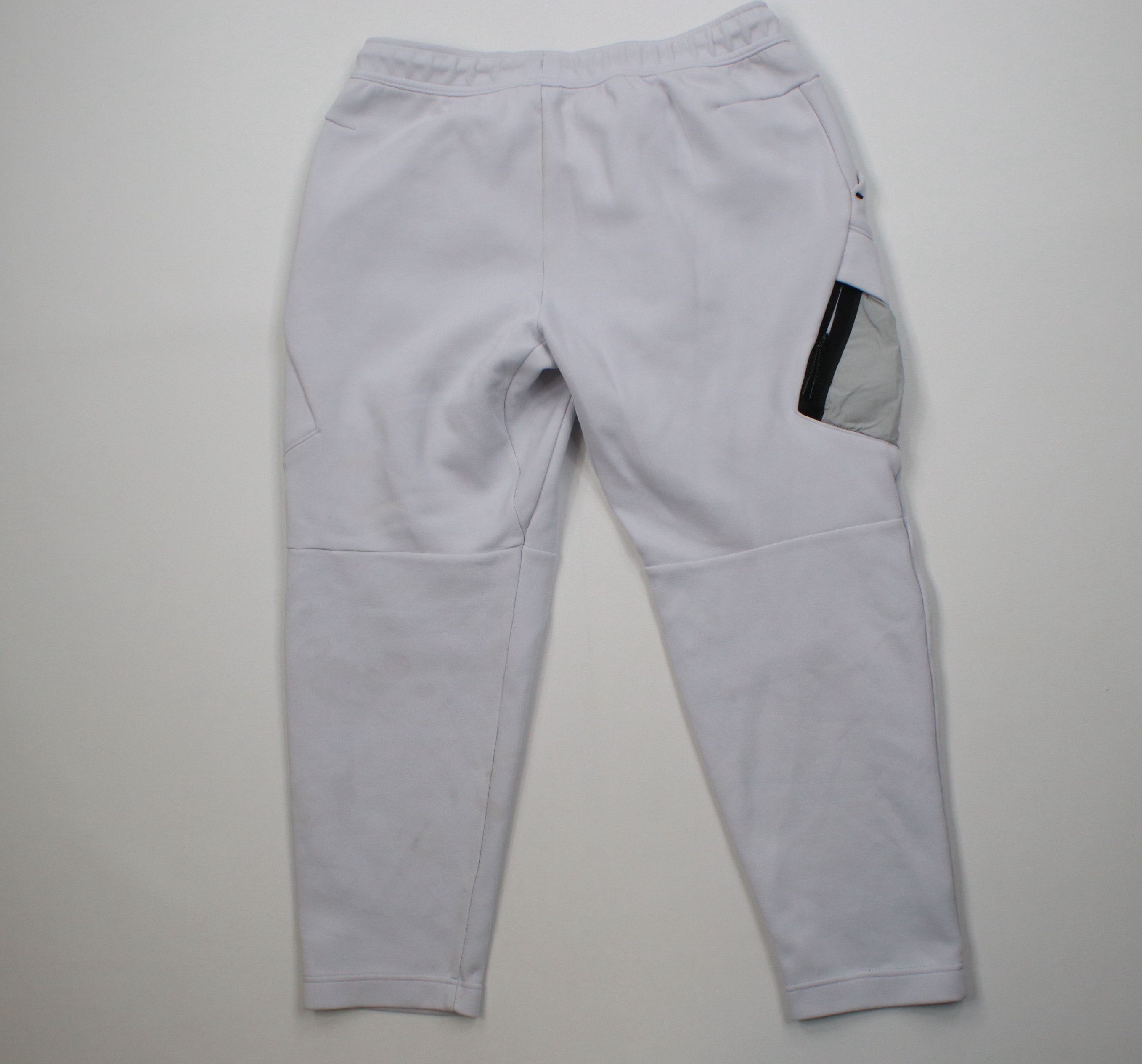 Nike Nike Tech Fleece Tapered Leg Cargo Joggers Pants Light Gray Size US 36 / EU 52 - 9 Thumbnail