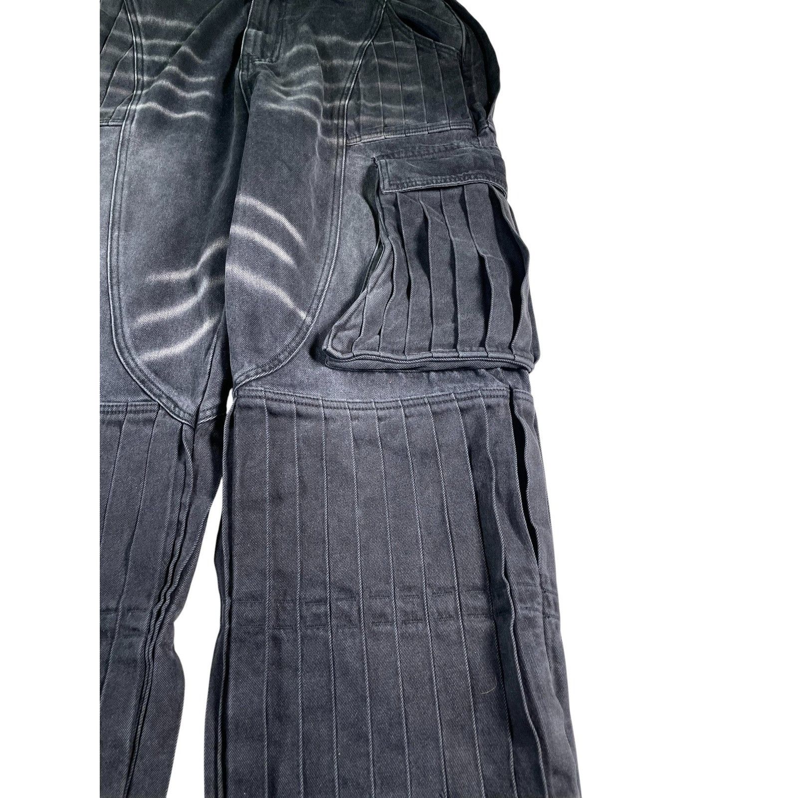 Vale Vale Pleaded Black Jeans Size US 36 / EU 52 - 2 Thumbnail