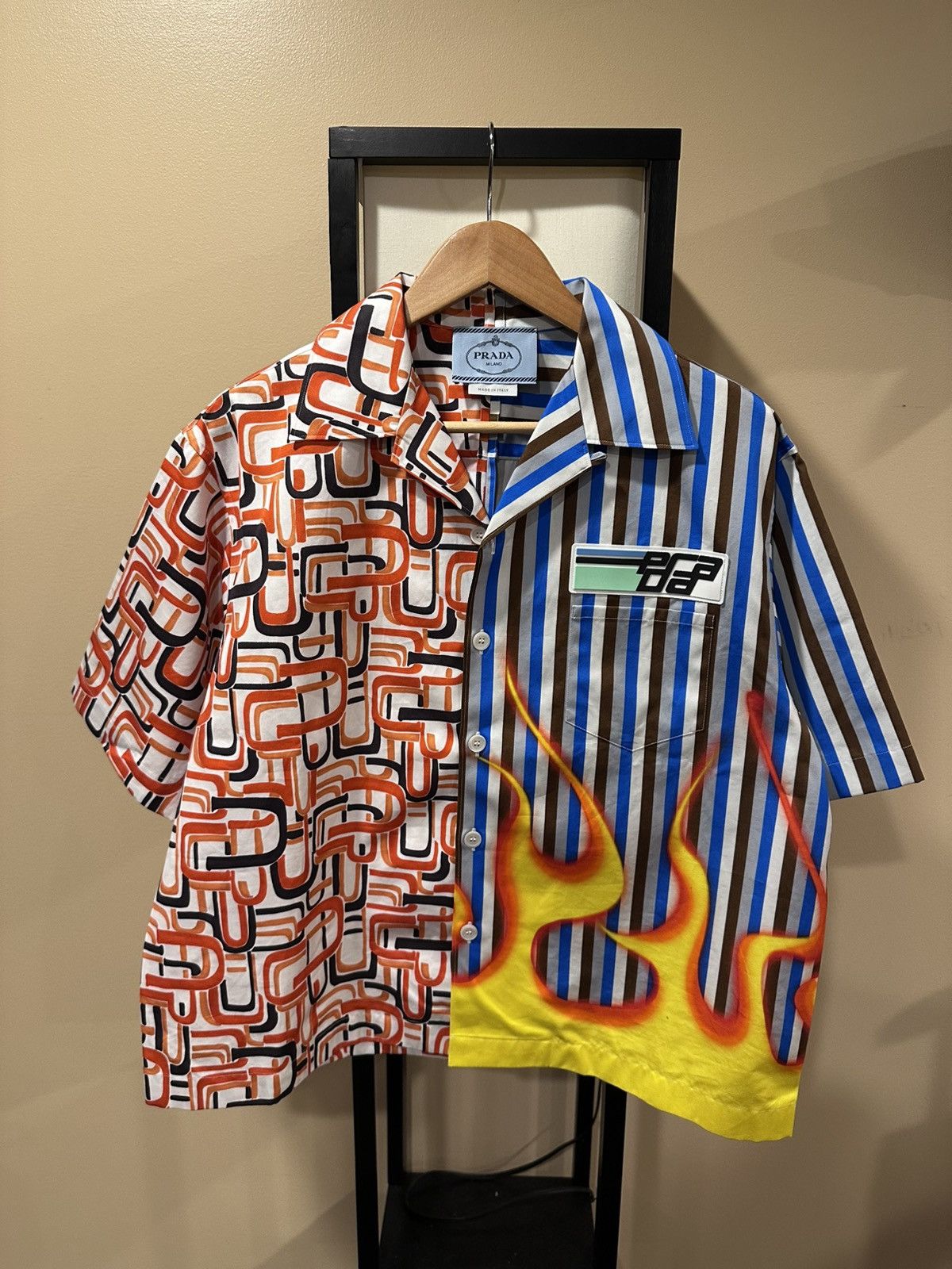 Prada Prada Double Match FW18 Flame / Striped Bowling Shirt Size US L / EU 52-54 / 3 - 1 Thumbnail