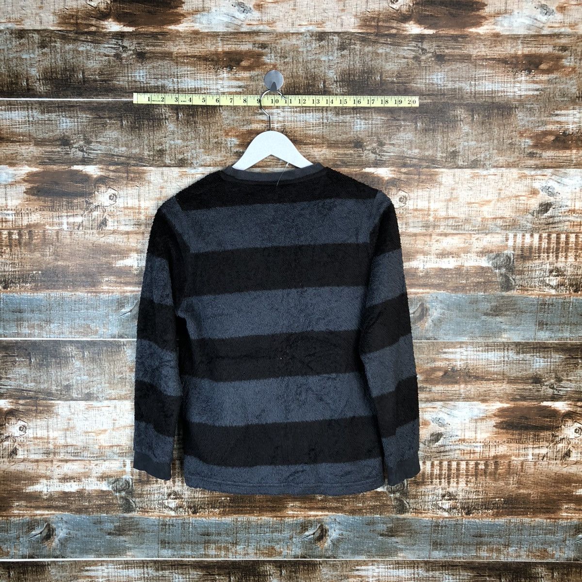 Mickey Mouse × Uniqlo Uniqlo Stripe Grey fleece Sweatshirt #A1618 Size US XS / EU 42 / 0 - 12 Thumbnail