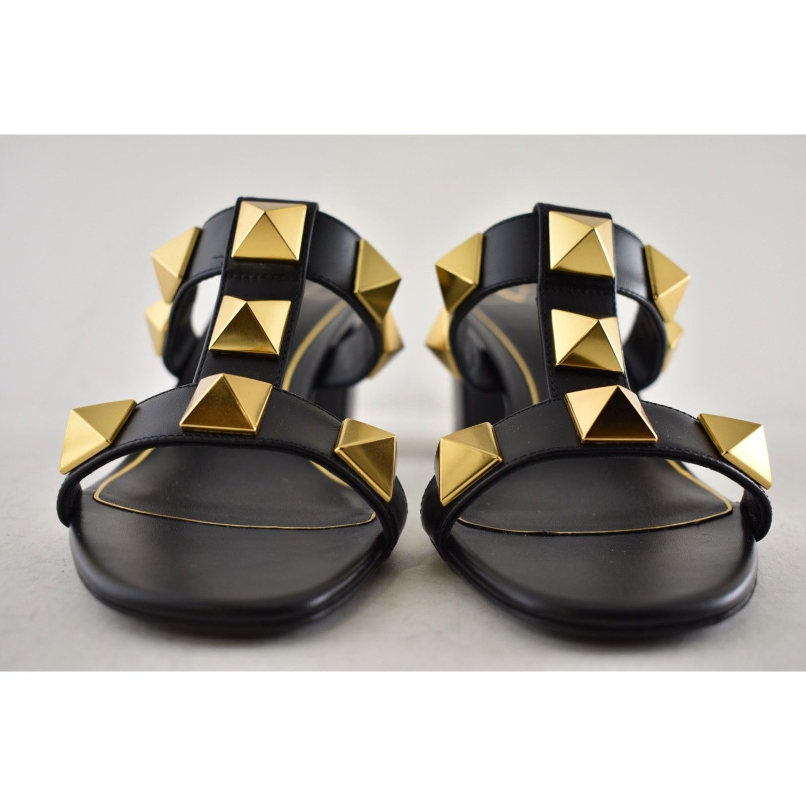 Valentino Rockstud Roman Stud City 60mm Slide Mule Sandal Block Heel Size US 7.5 / IT 37.5 - 9 Thumbnail